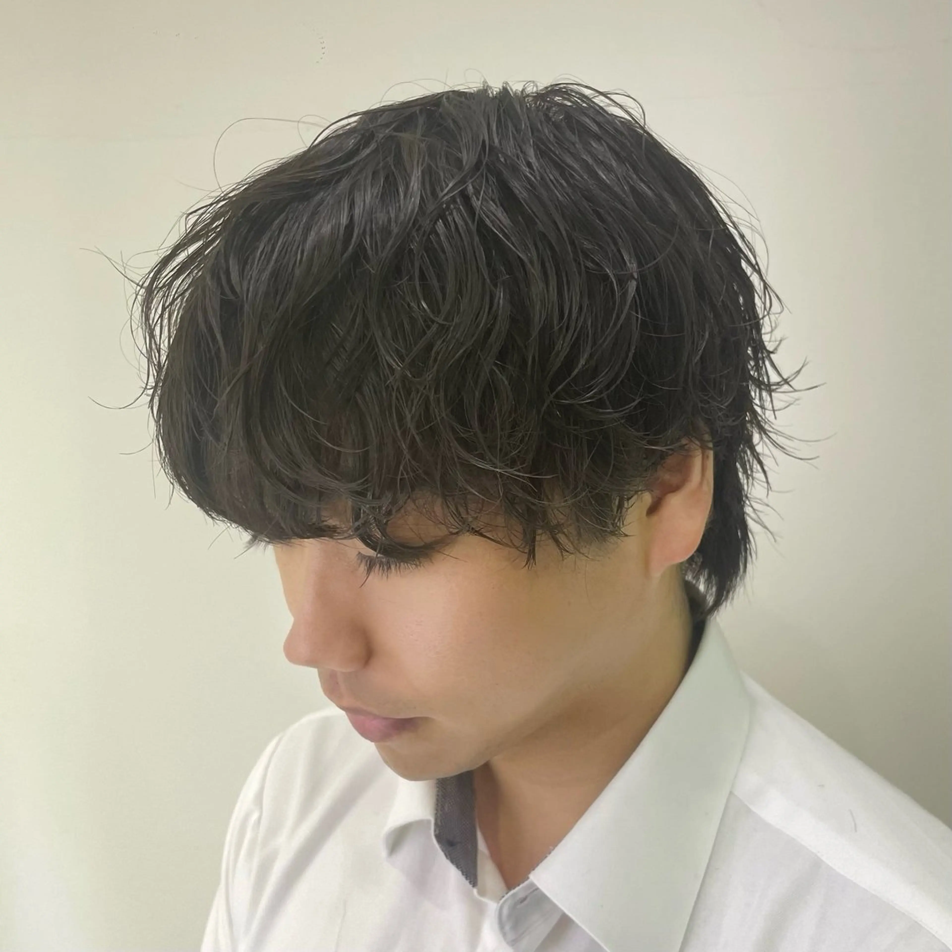 パーマ メンズ センターパート メンズパーマ 波巻きパーマ ニュアンスパーマ カット パーマ メンズパーマ特化森田 真衣🌟のヘアスタイル