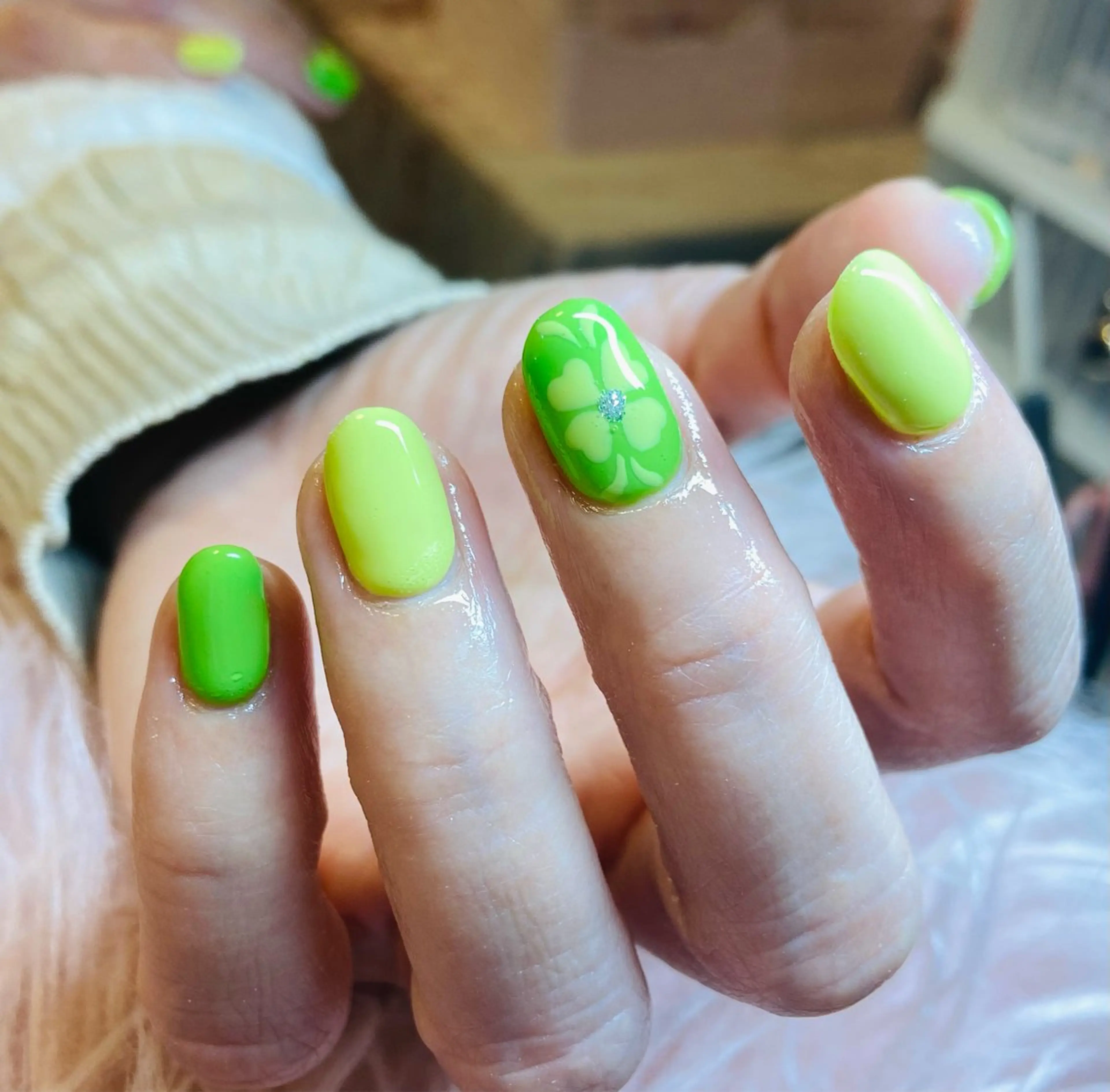 ネイル ハンドネイル HandSnail 座間自宅ネイルサロンのネイルデザイン