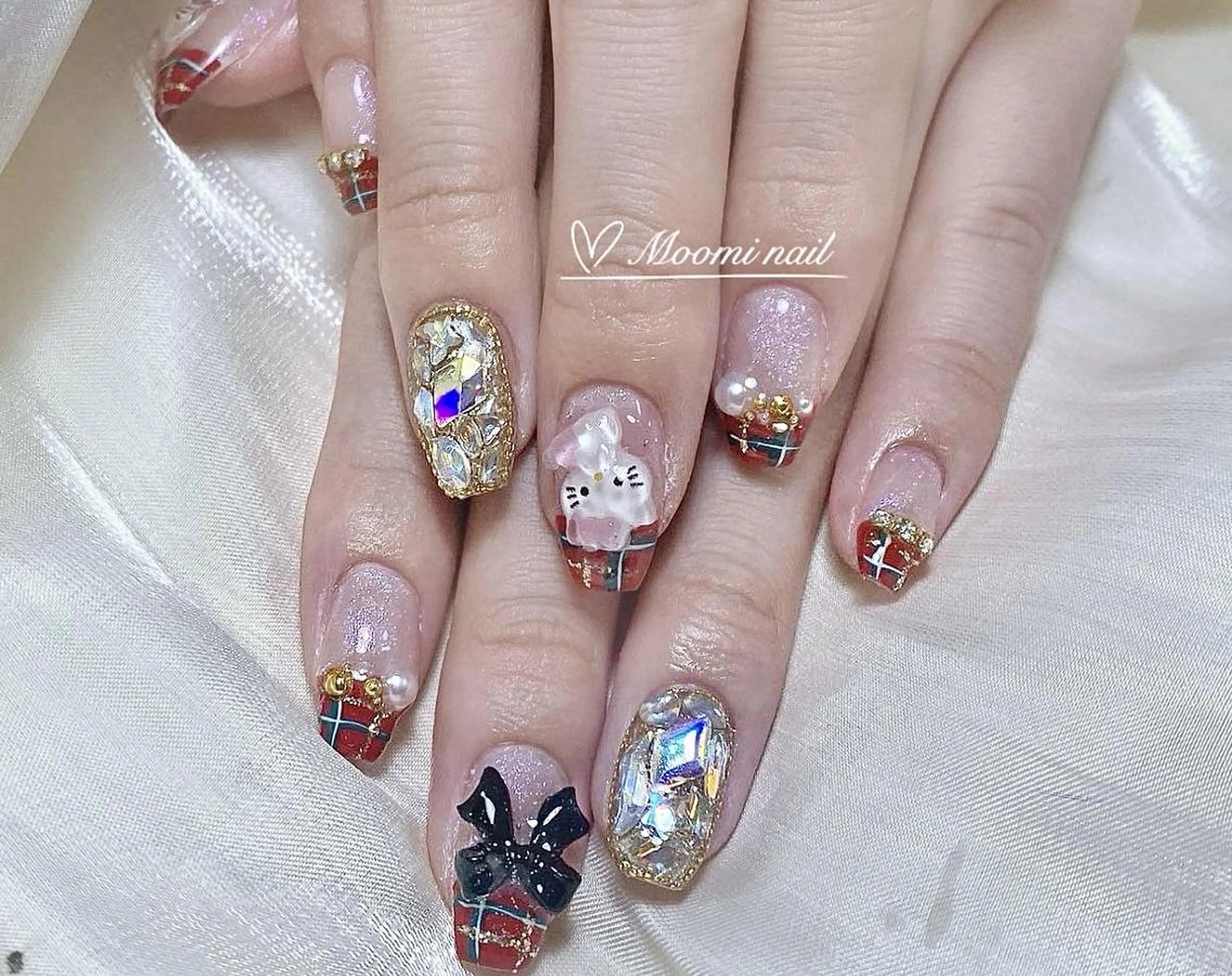 ネイル 長さ出し ジェルネイル グラデーション 韓国ネイル マグネットネイル moomi nail スカルプ専門のネイルデザイン