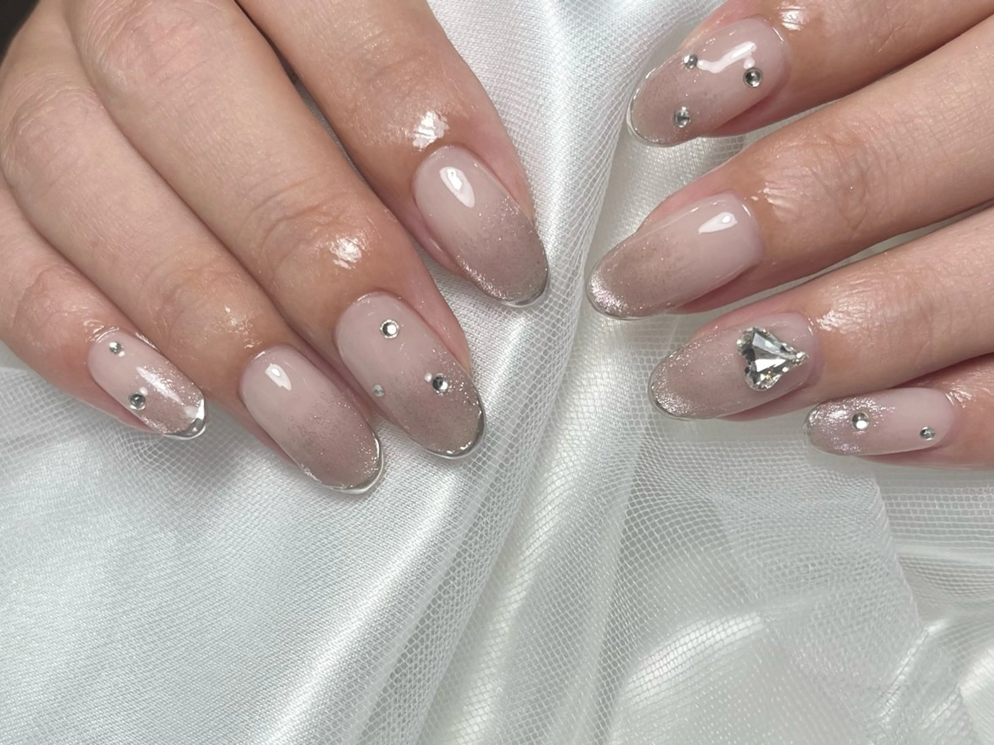 ネイル フレンチネイル グラデーション ハート マグネットネイル ミラーネイル ballie／小野原 なつみのネイルデザイン