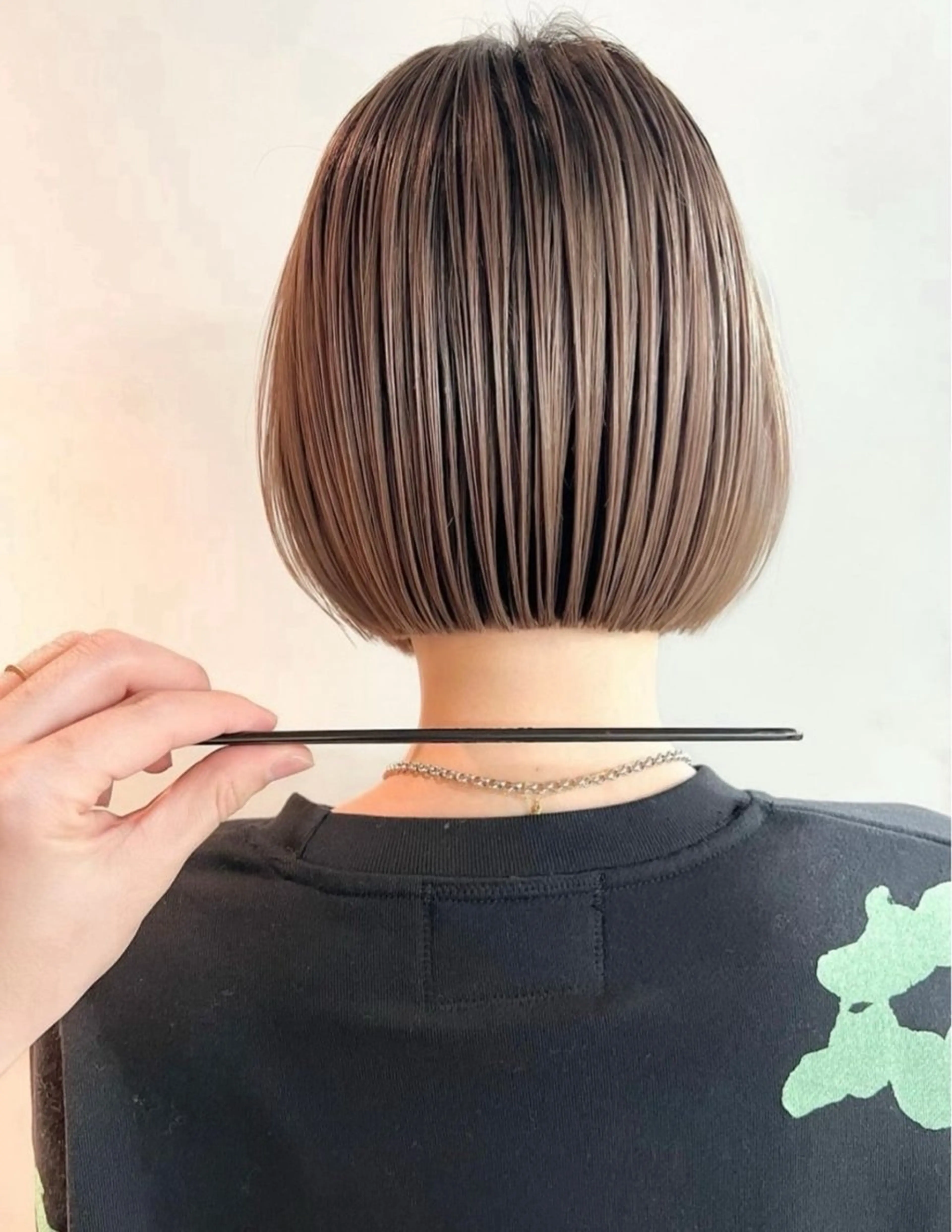 ショート カラー カット ヘアカラー レイヤーカット/ボブ 似合わせ/透明感カラのヘアスタイル