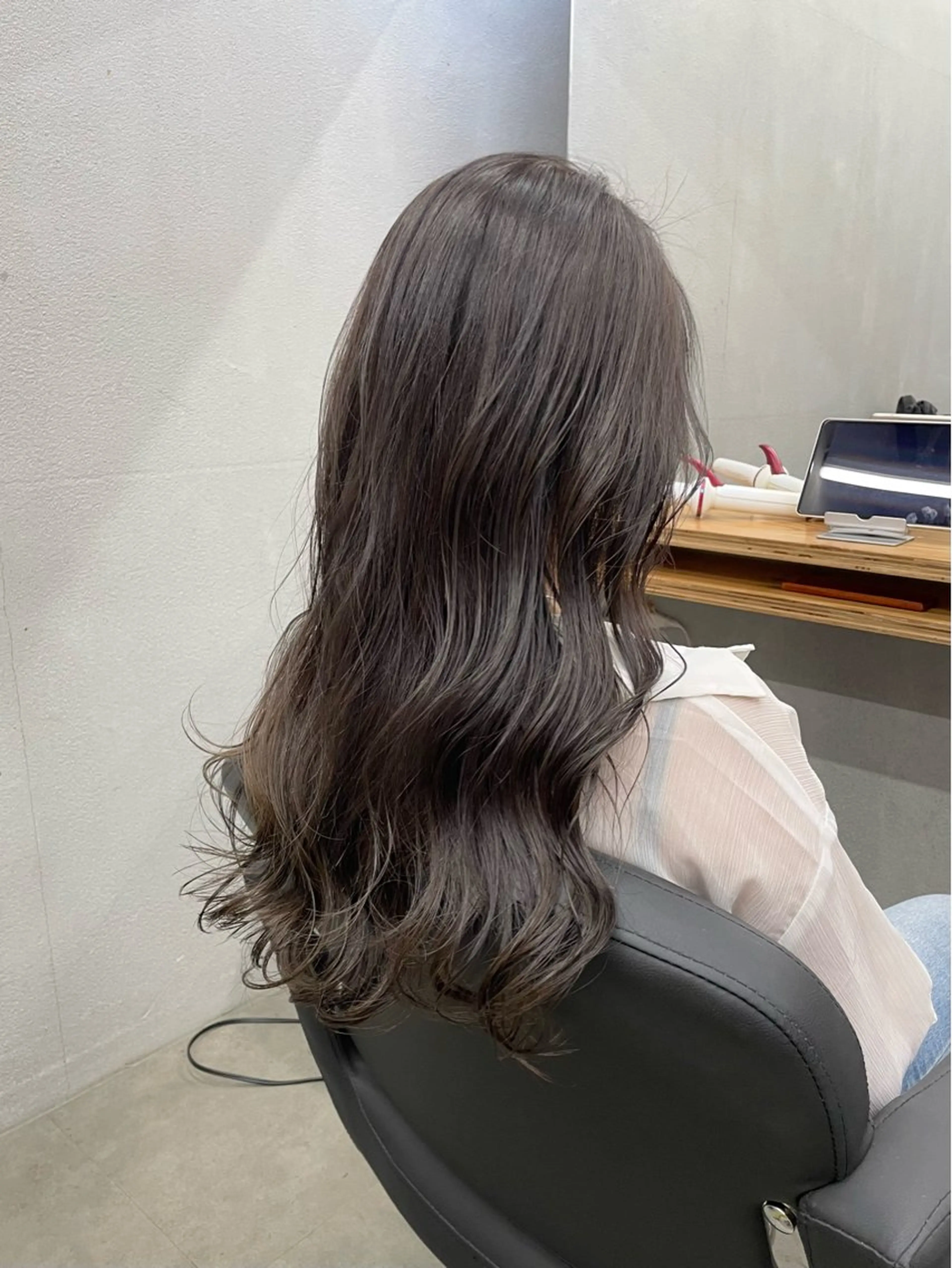 ロング カット ヘアカラー トリートメント ひより ／novusのヘアスタイル