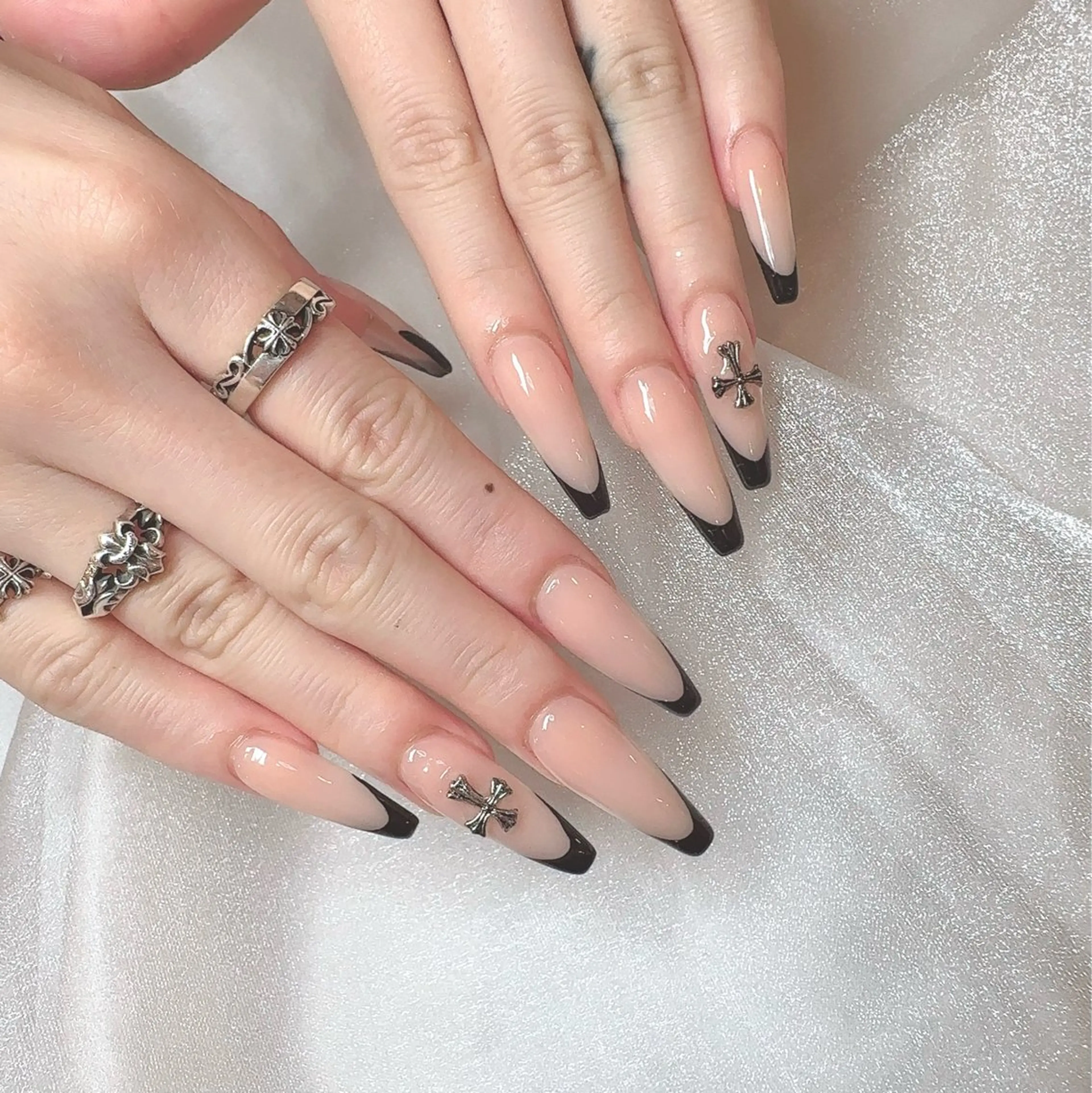 ネイル ハンドネイル LOVE NAIL 店長　MIKAのネイルデザイン