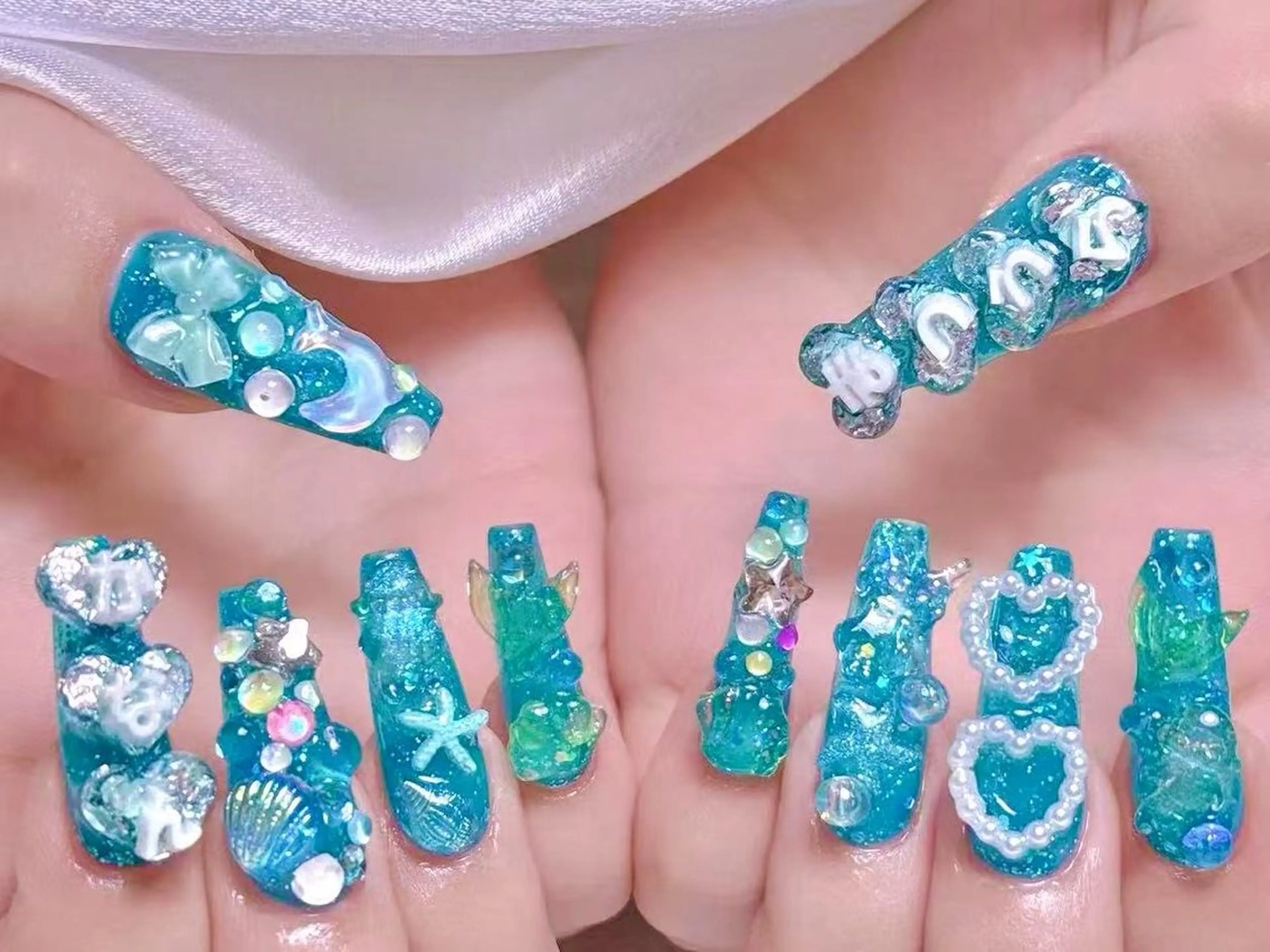 ネイル ハンドネイル リン リンのネイルデザイン