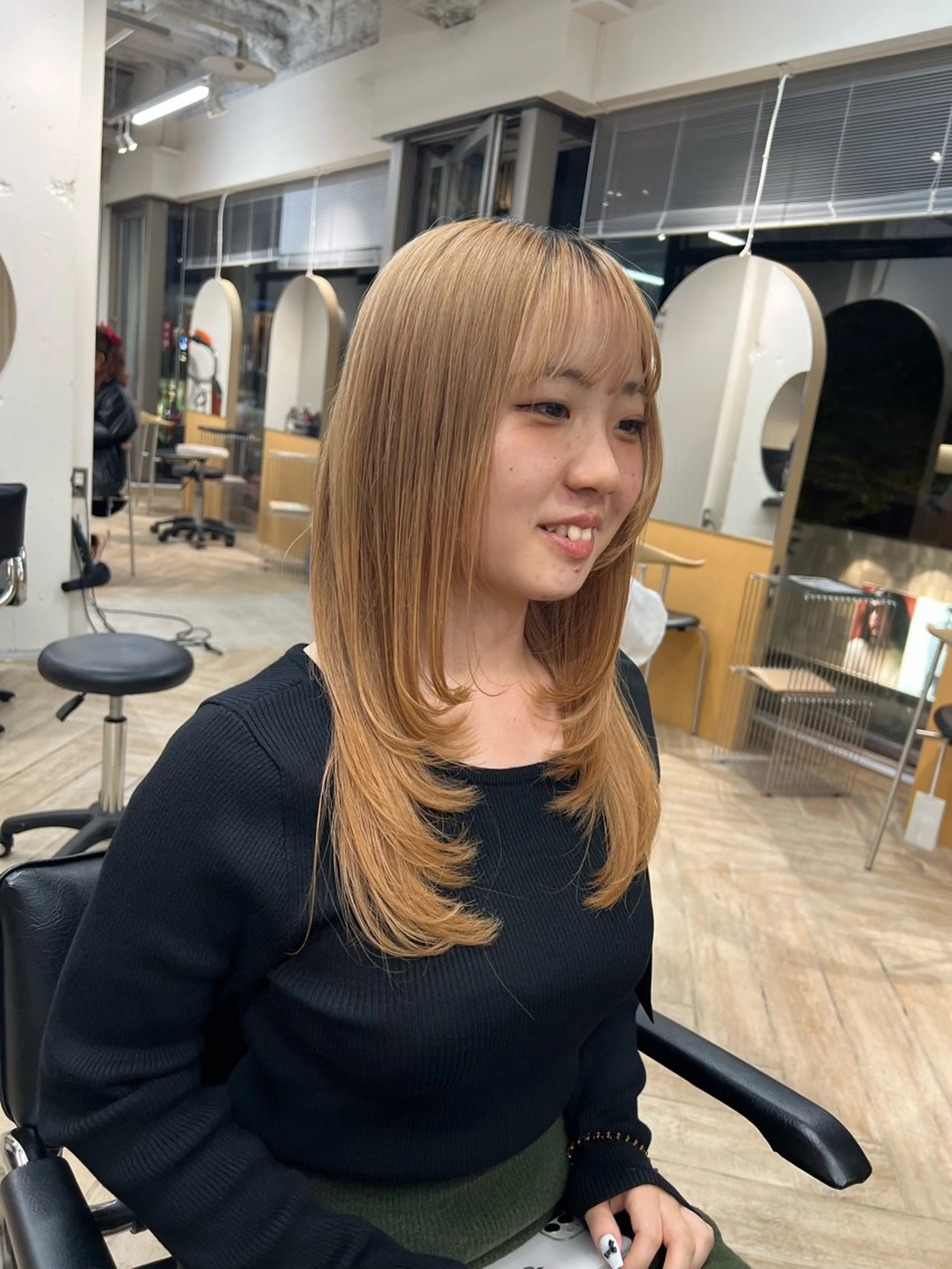 ロング カラー カット ヘアカラー トリートメント ベージュ/髪質改善 新潟/万代/井上佑のヘアスタイル