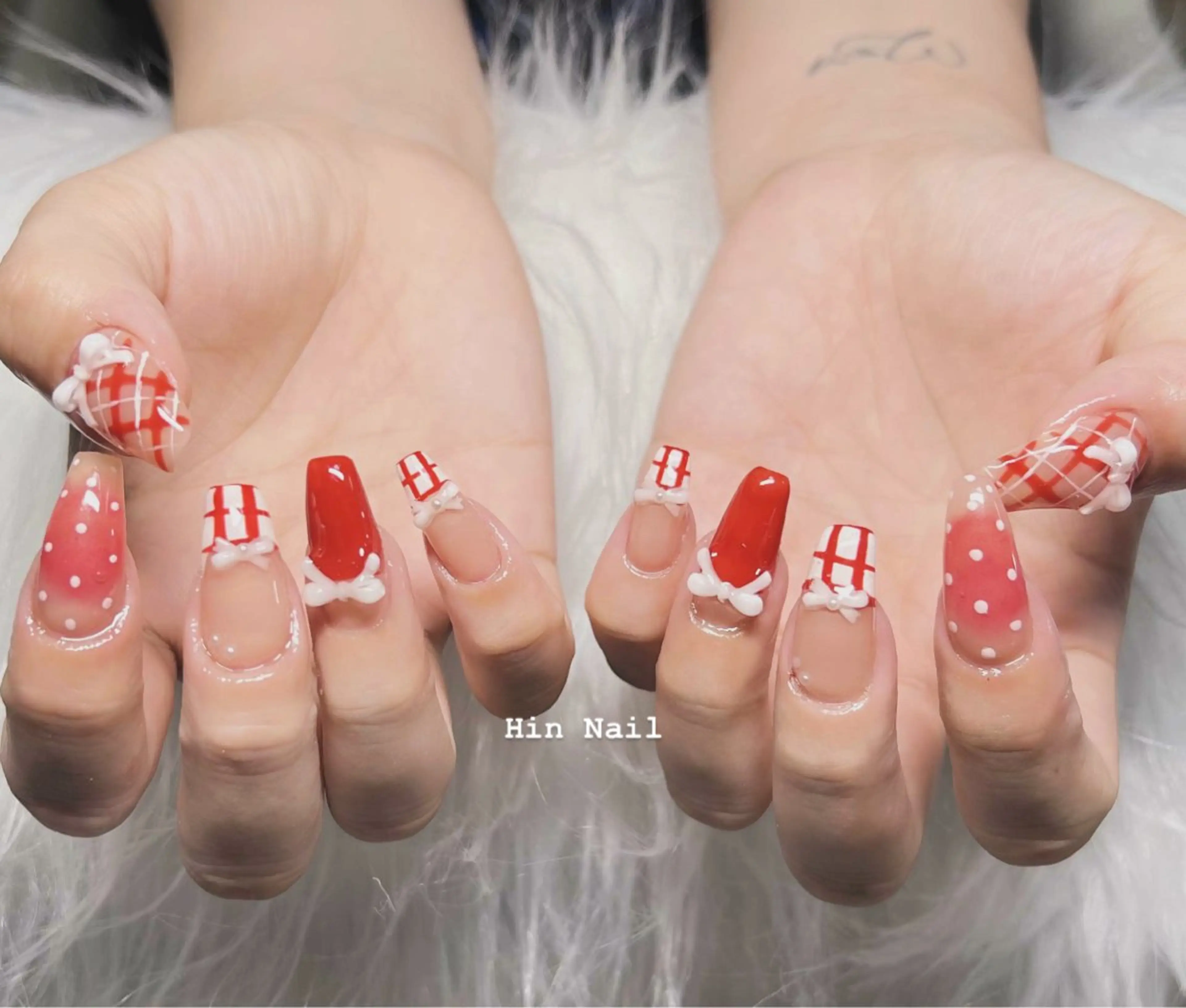 ネイル ハンドネイル HIN NAILのネイルデザイン