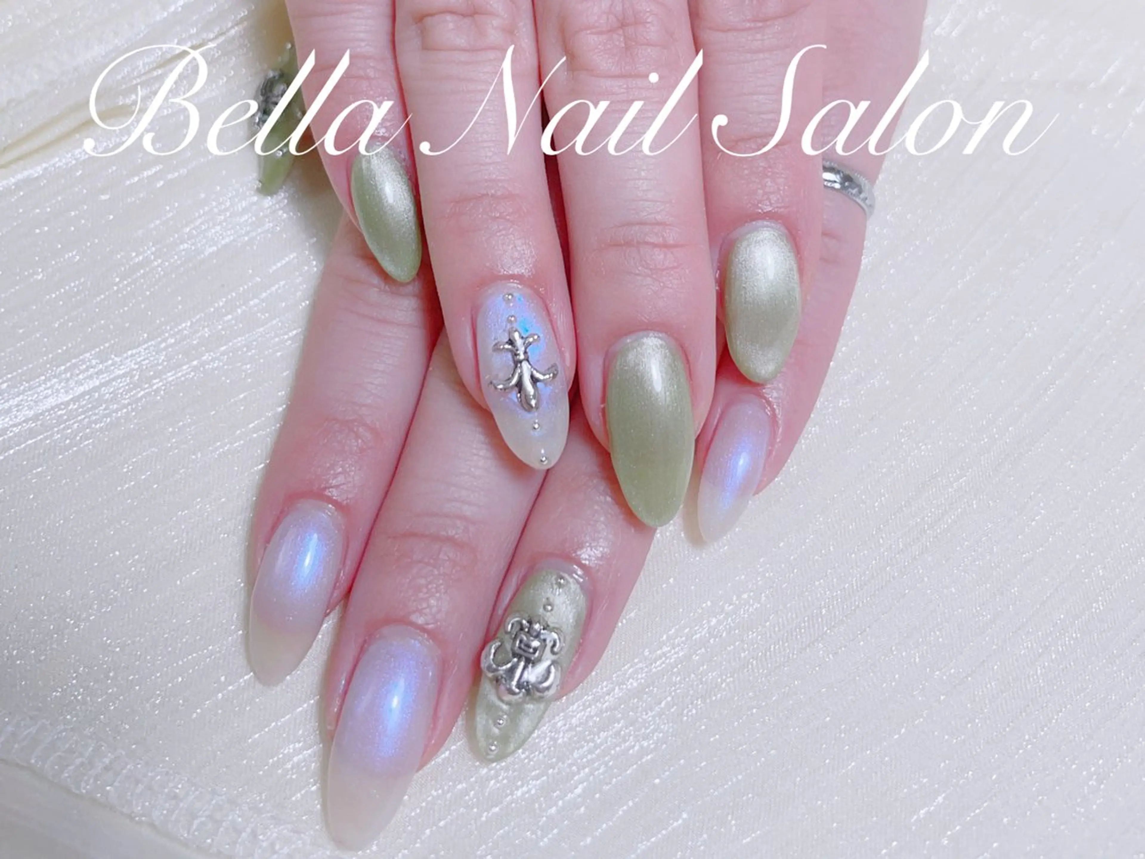 ネイル Bella Nail Salonパラジェルのネイルデザイン