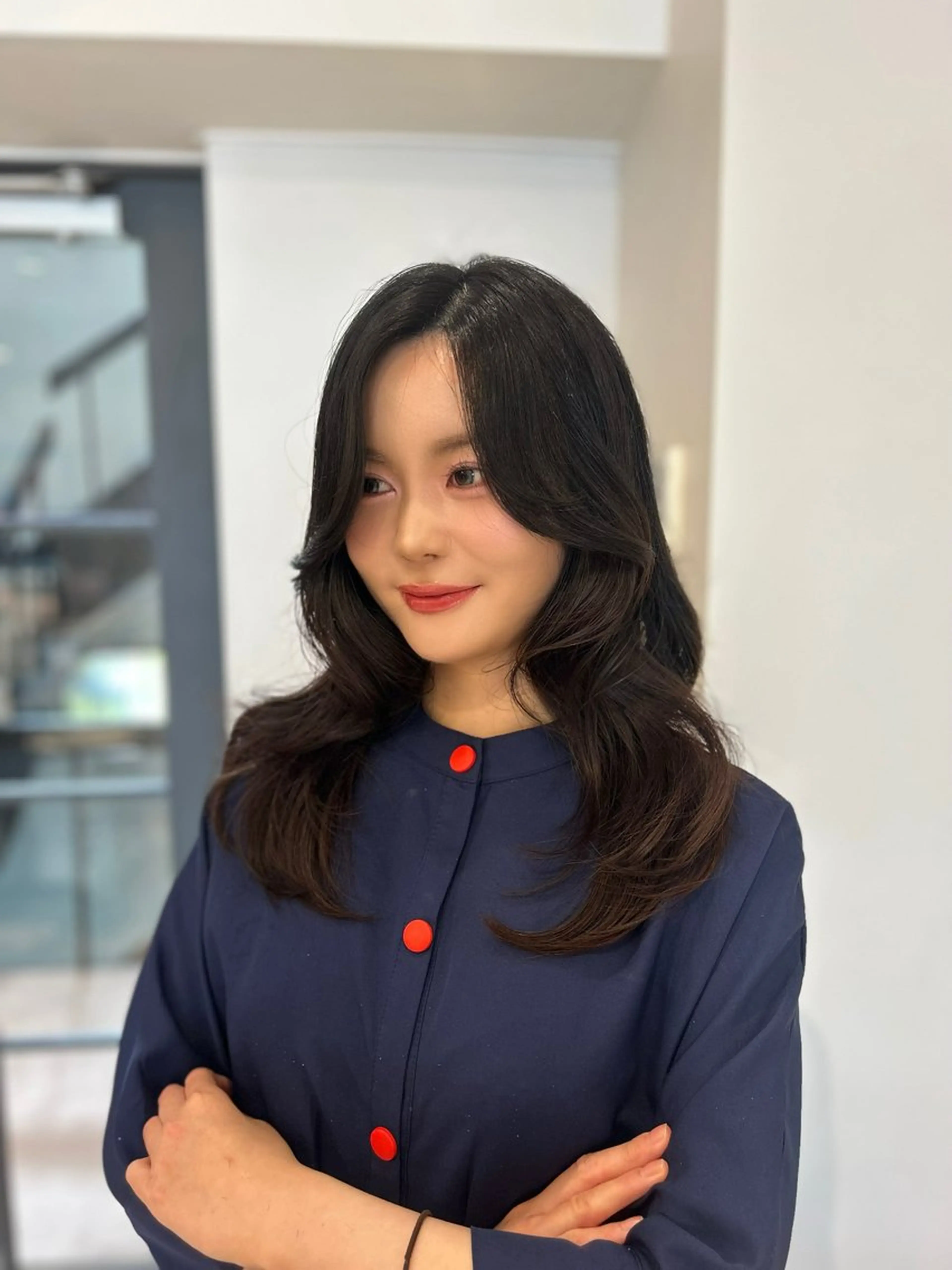 ミディアム くびれヘア レイヤーカット カット CLETO Licaのヘアスタイル