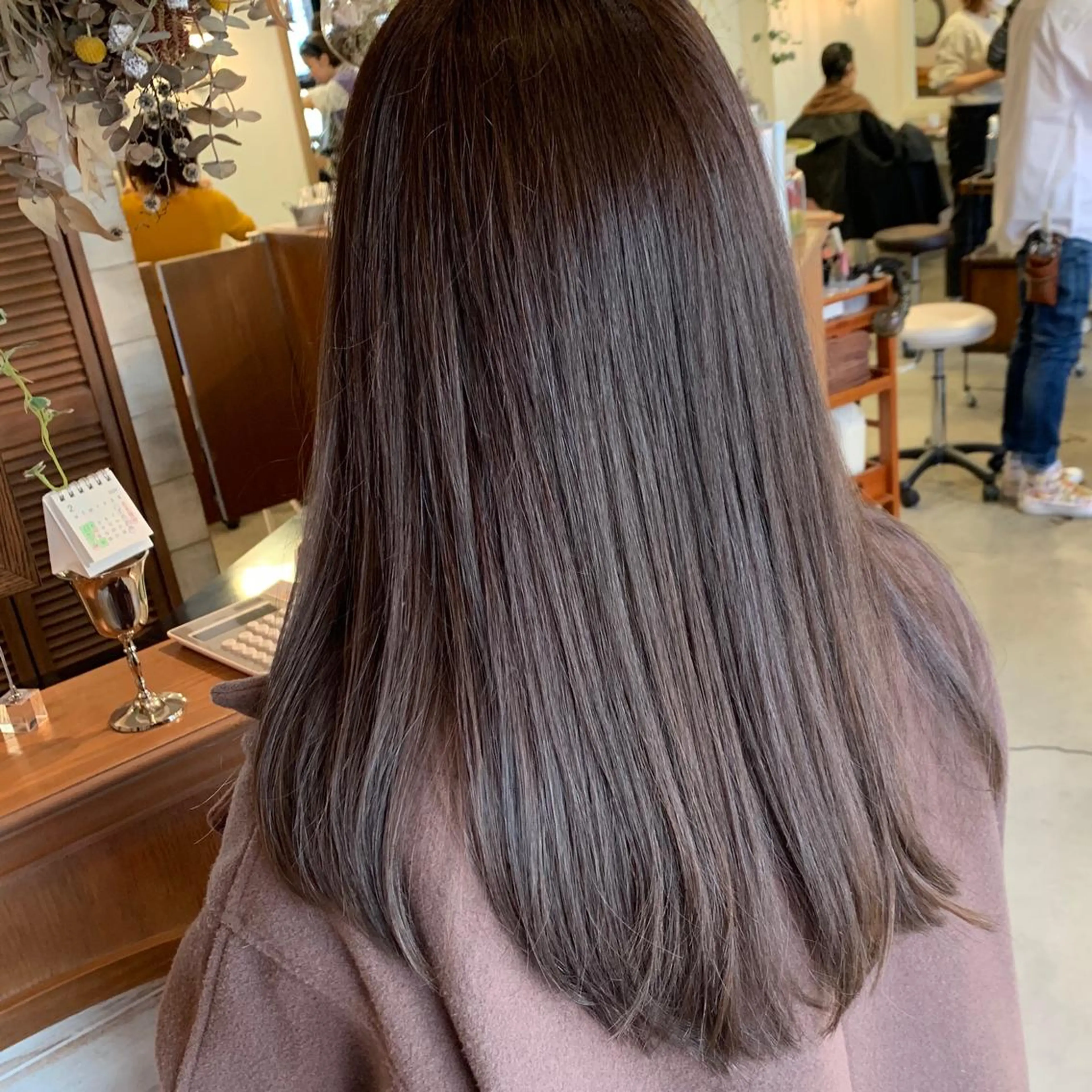 ロング カラー 倉持美雪 ＊幸せの伝導師＊のヘアスタイル