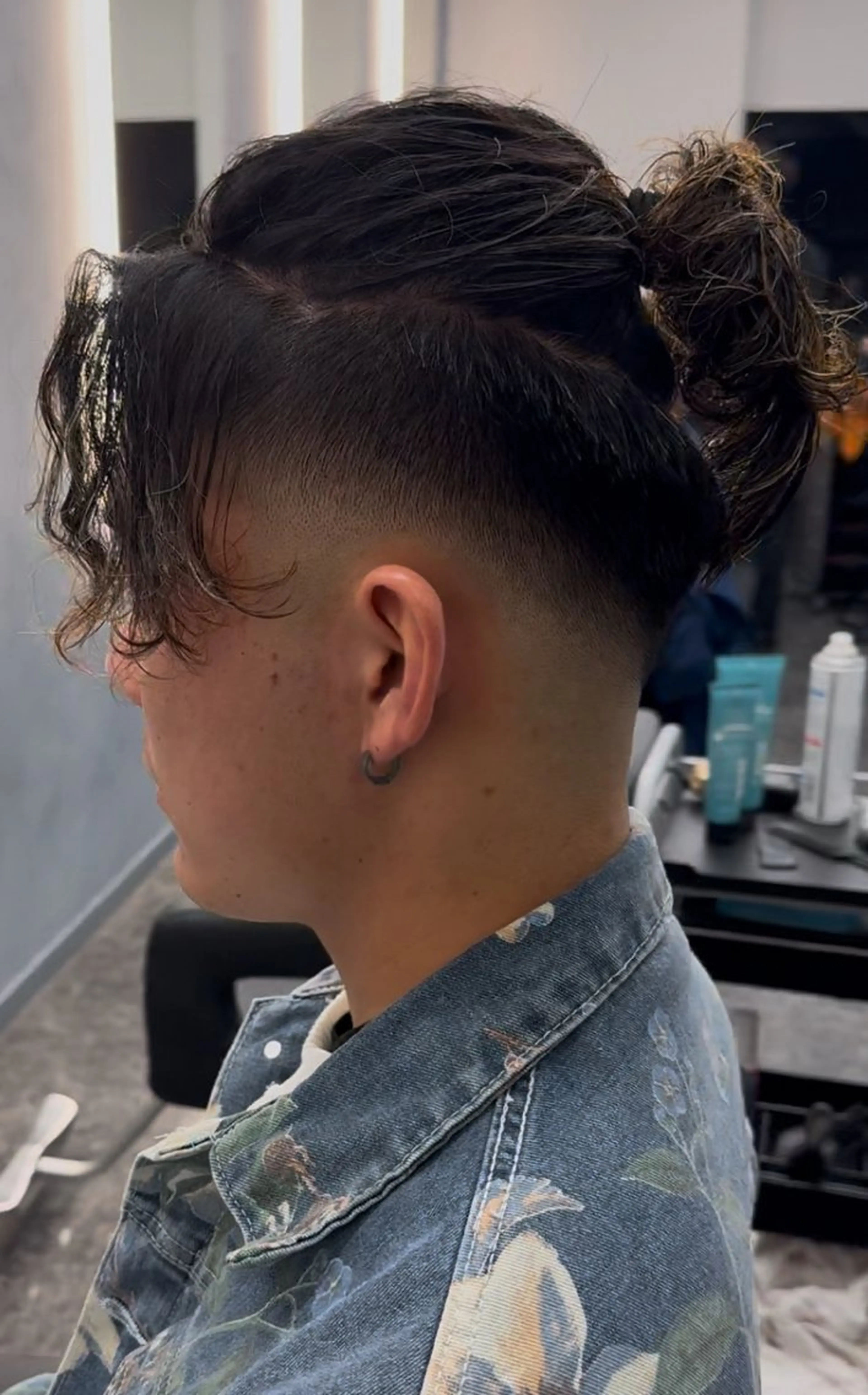 ショート メンズ フェードカット カット 鈴木 陸のヘアスタイル