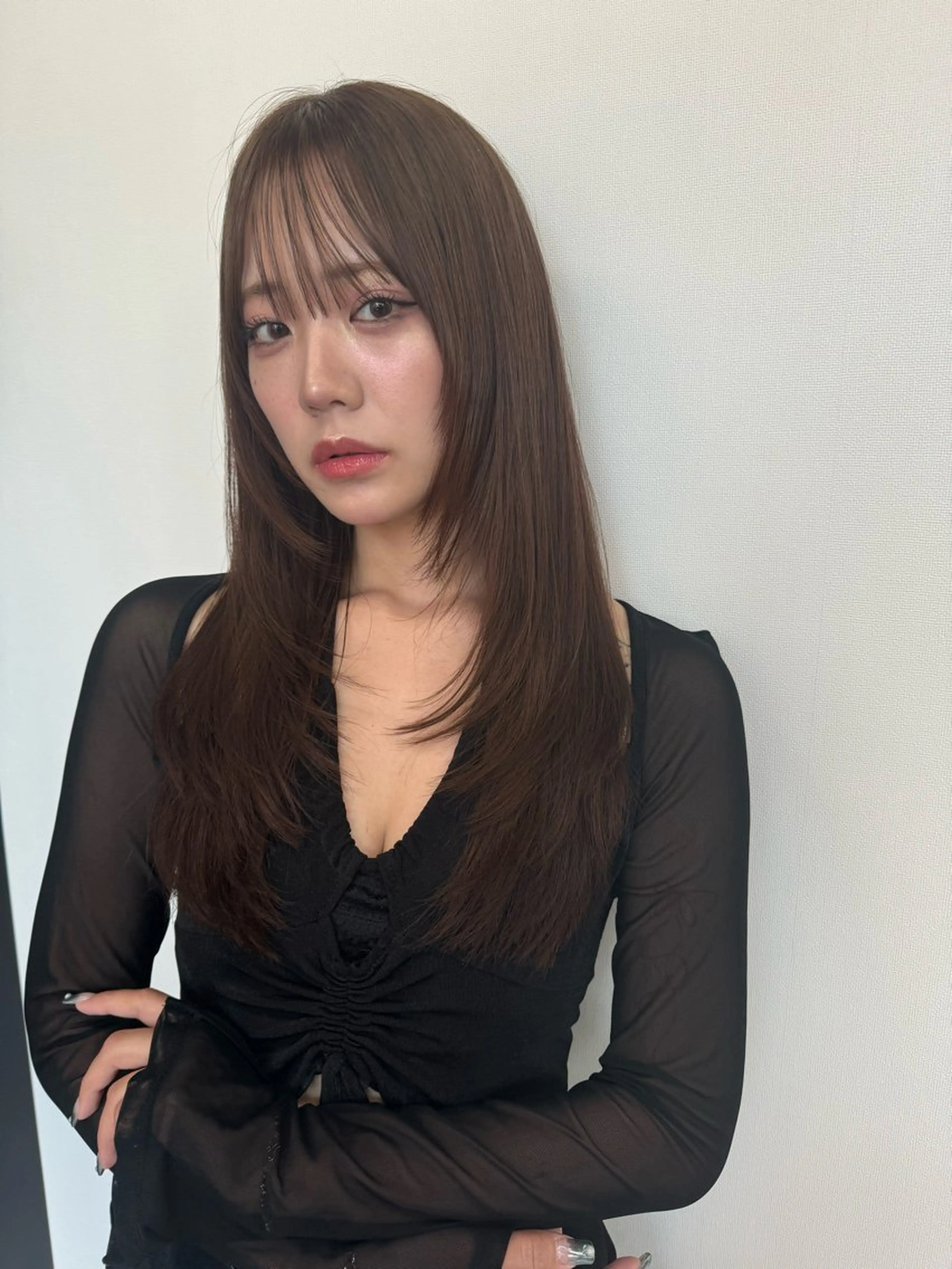 ロング レイヤーカット ショート/縮毛矯正 虎白のヘアスタイル