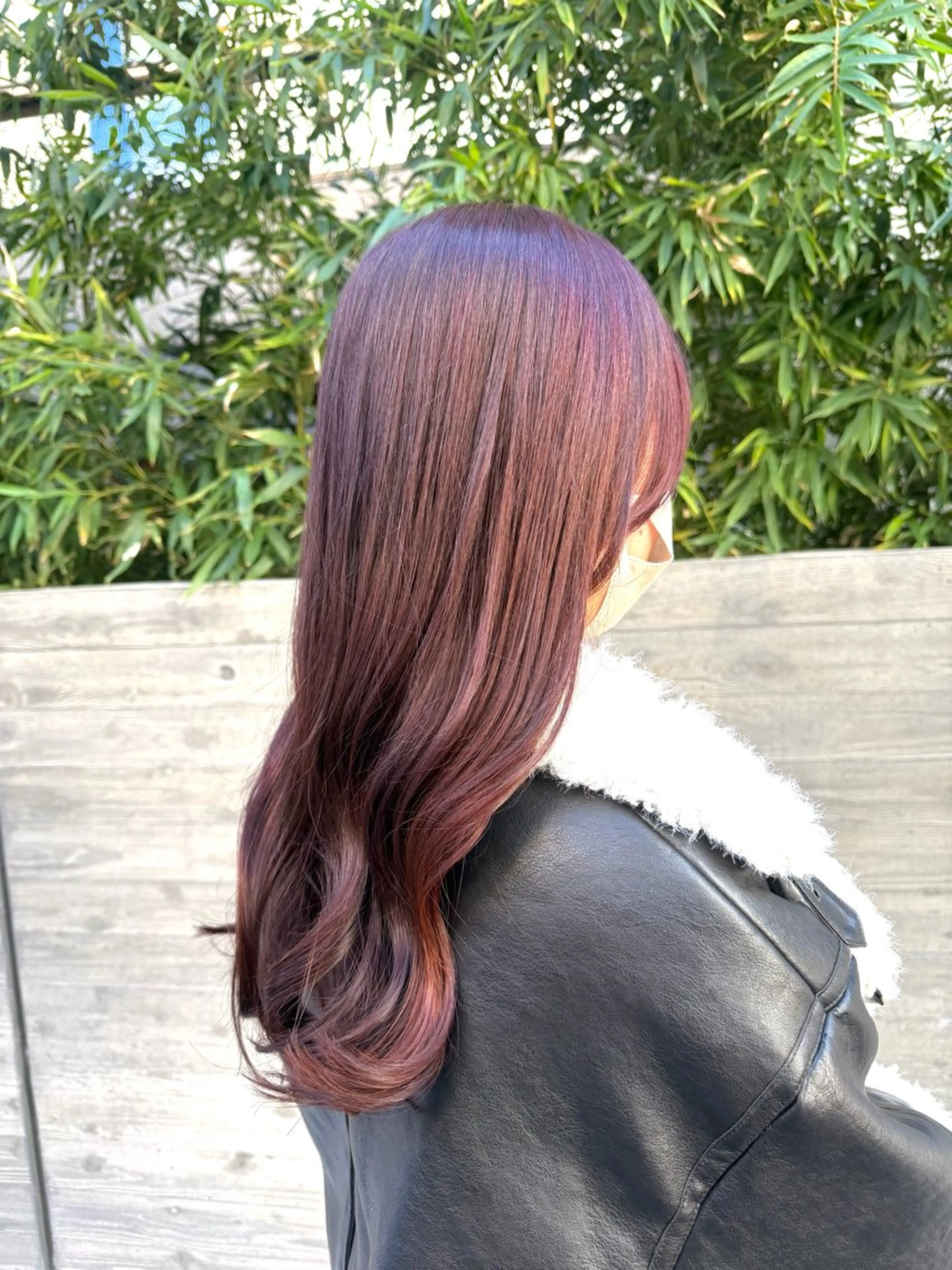 ロング カラー カシス 透明感カラー ピンクカラー 髪質改善 トリートメント カット ヘアカラー トリートメント KINI 髪質改善＆艶髪のヘアスタイル
