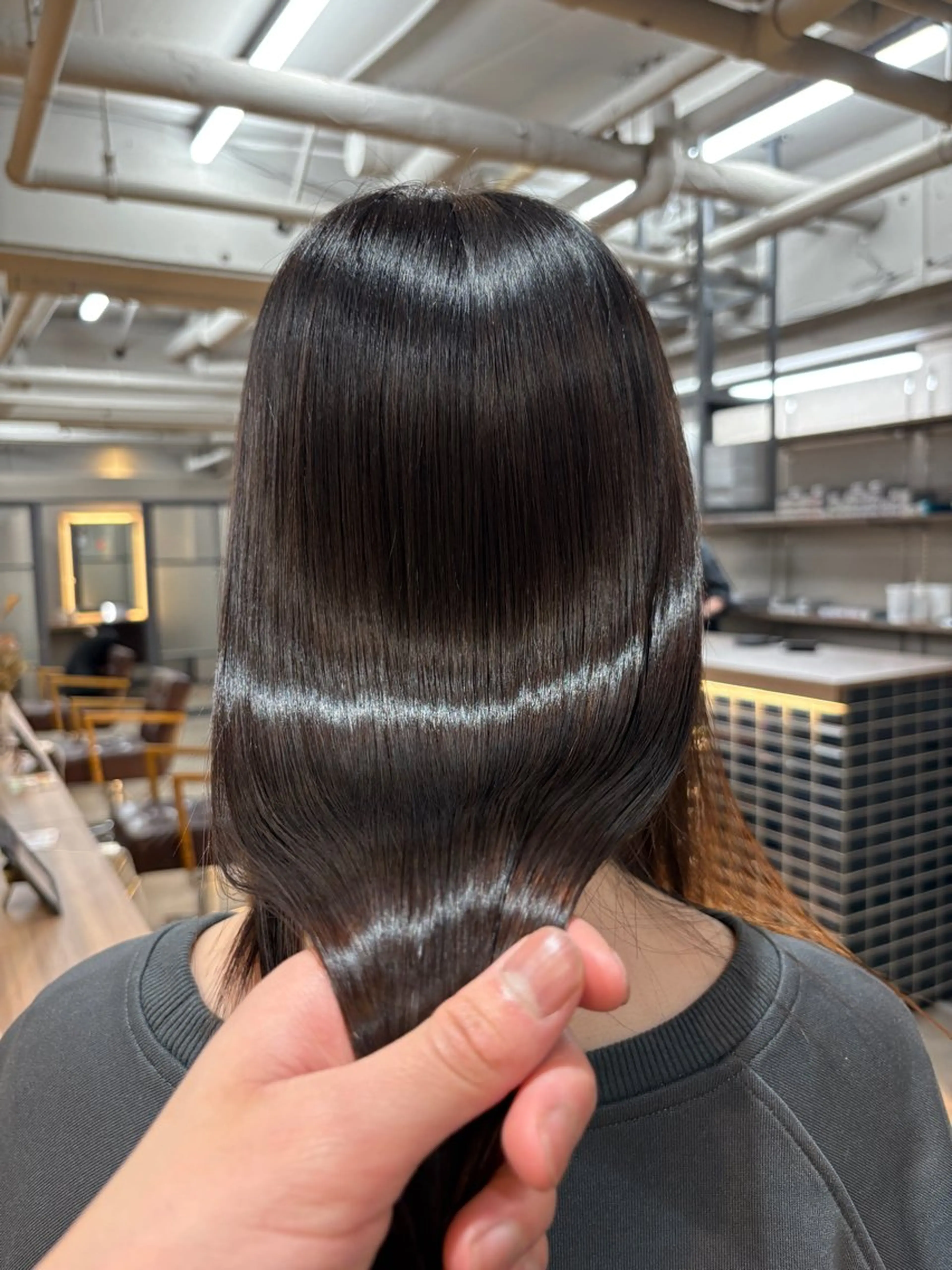 セミロング セミロングパーマ トリートメント カット トリートメント 💎艶髪／美髪特化 世麗💎のヘアスタイル