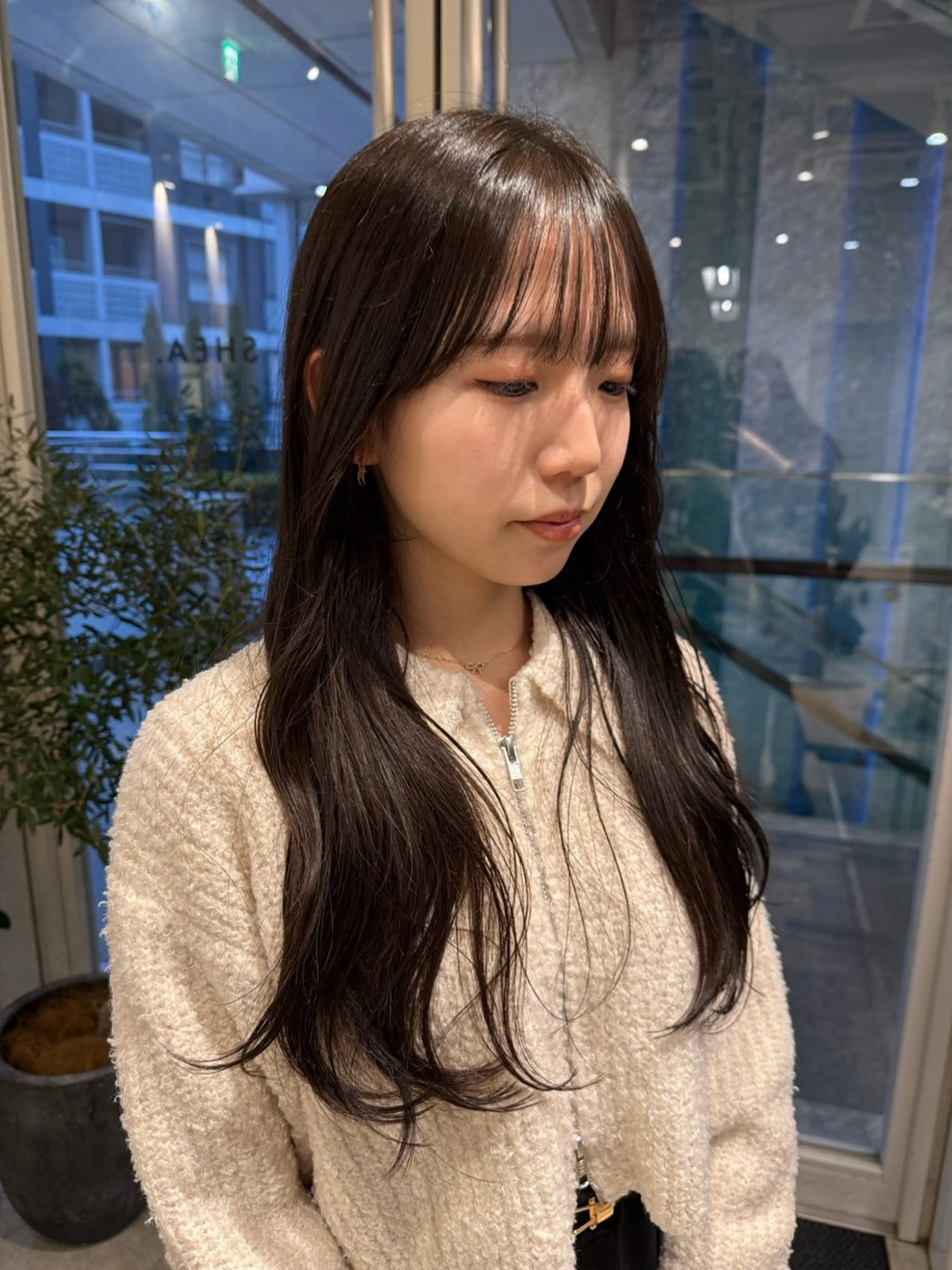 ロング レイヤーカット ロング 表参道SHEA Am iのヘアスタイル