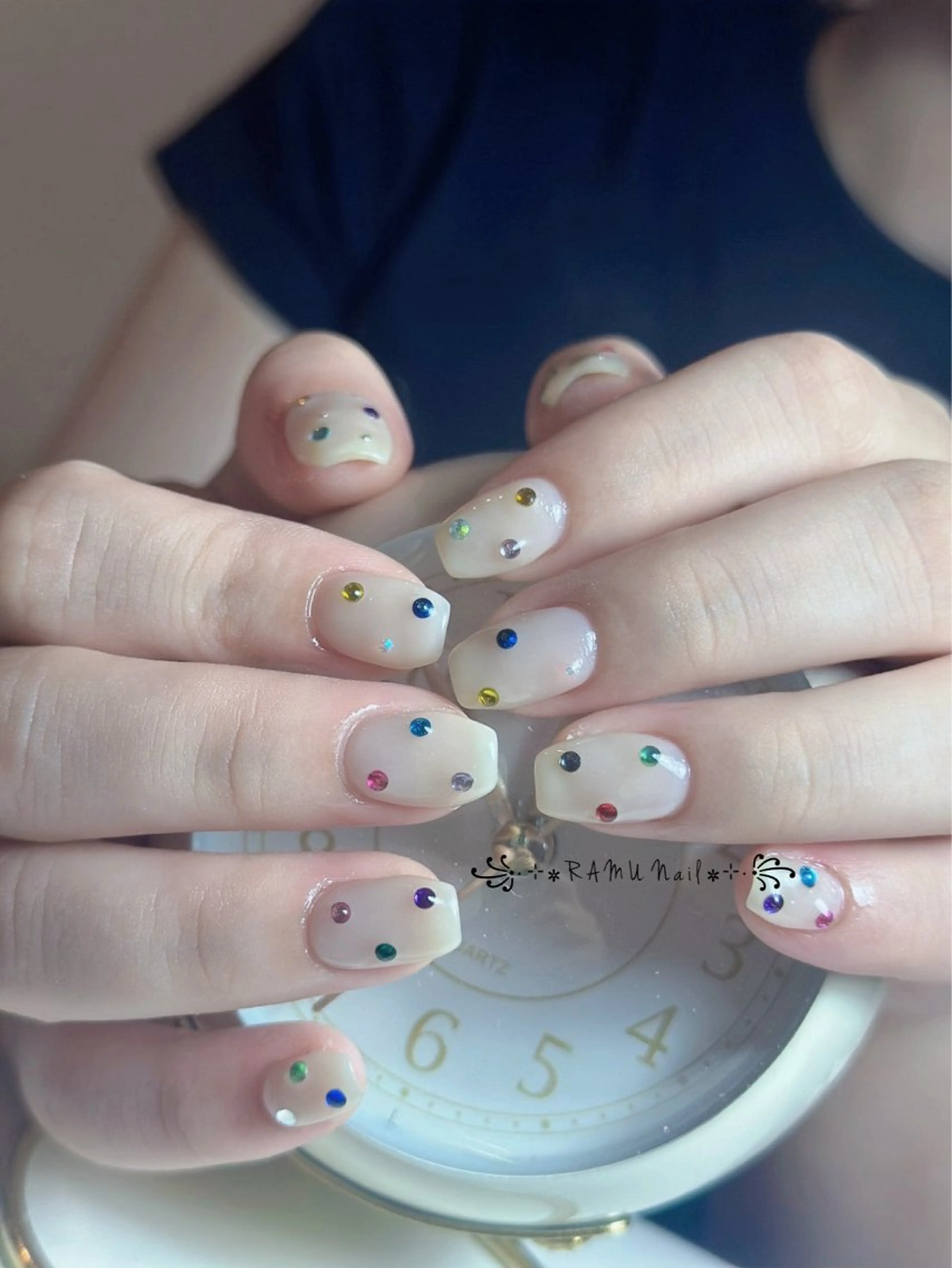 ネイル チークネイル フレンチネイル グラデーション キラキラネイル 韓国ネイル ハンドネイル RAMU_Nail 池袋店のネイルデザイン