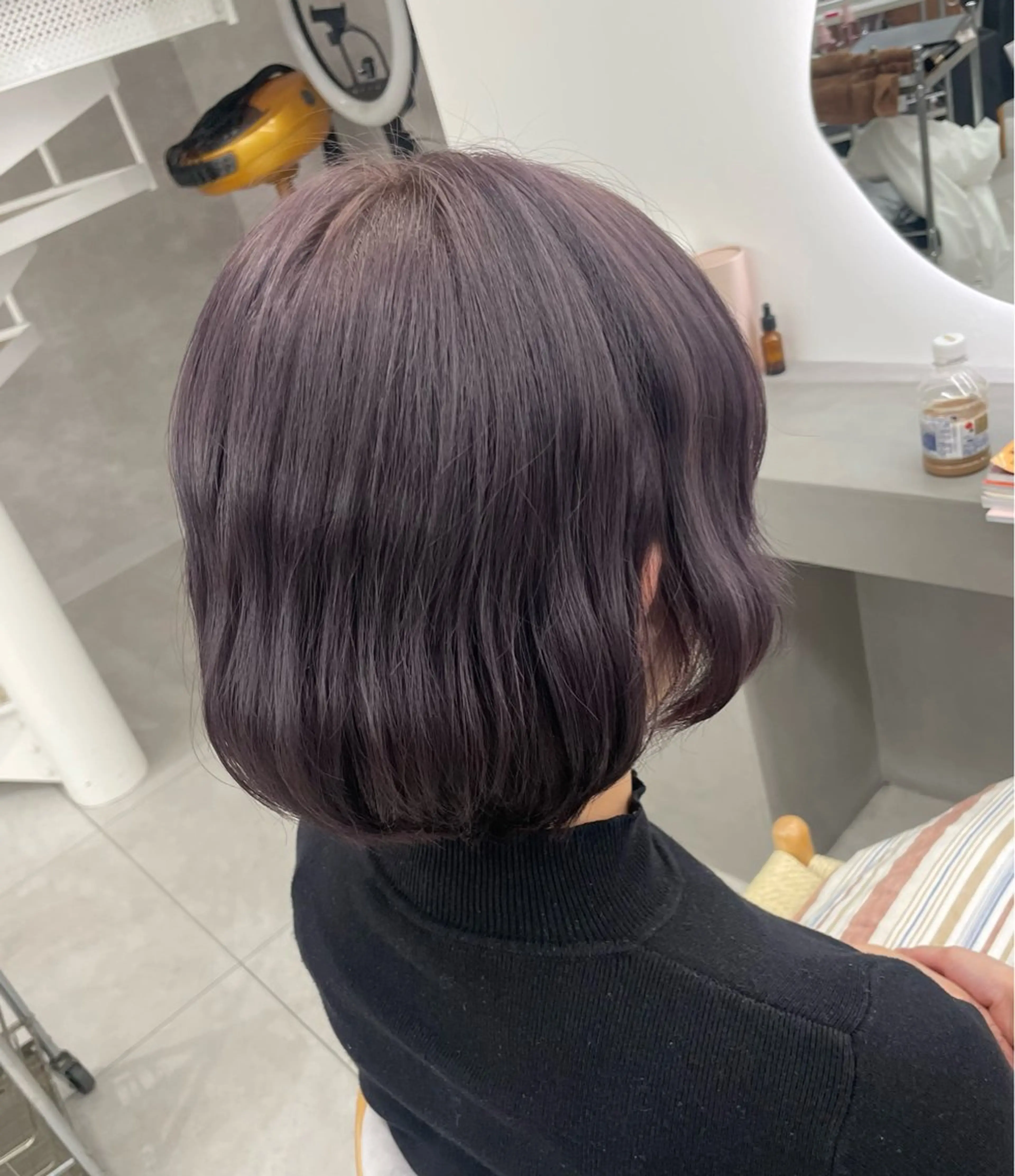 ショート カラー グレージュ ラベンダーカラー ラベンダーグレージュ ラベンダーグレー ヘアカラー トリートメント 愛華 【geep】のヘアスタイル