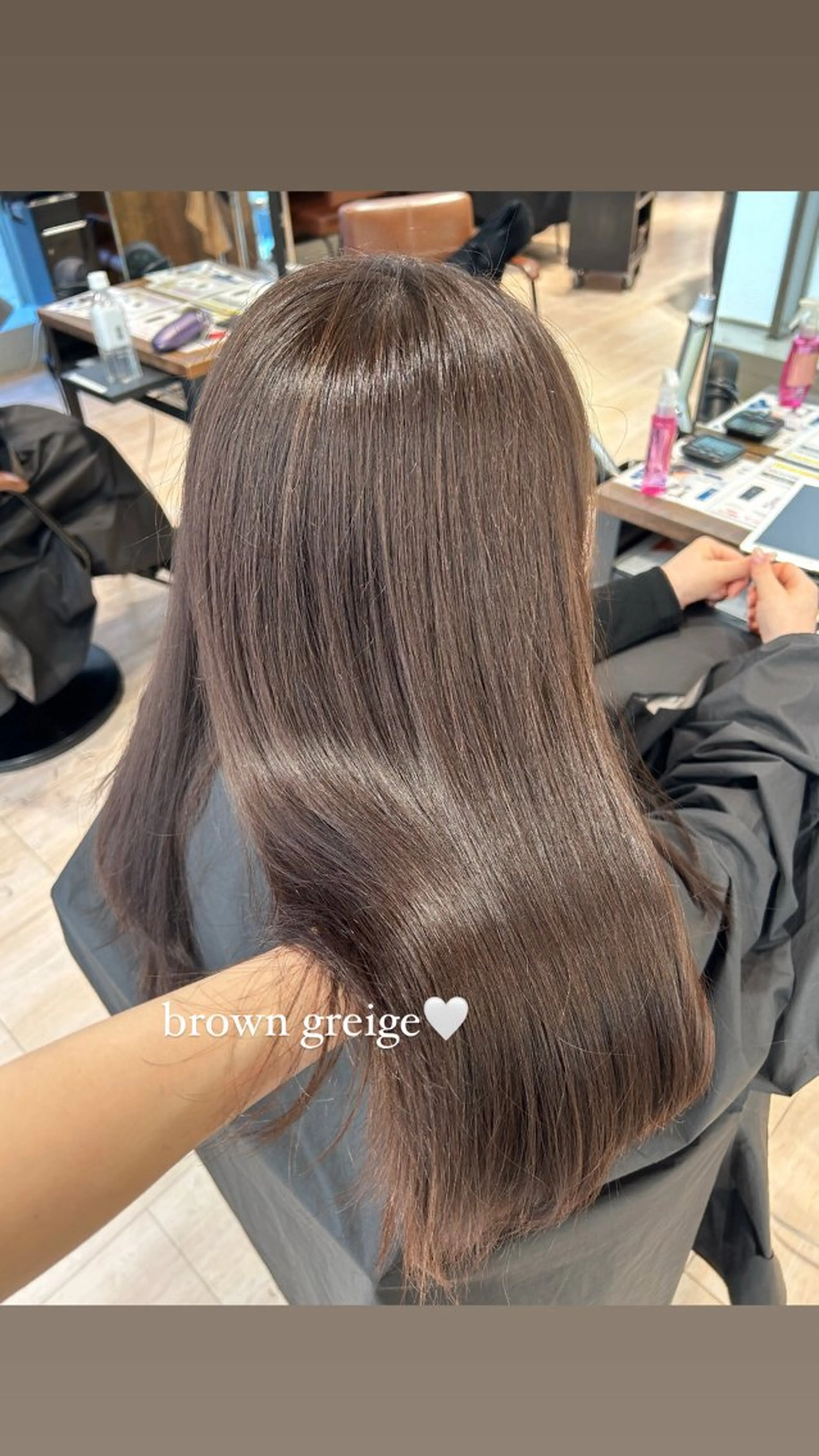 ロング カラー ブリーチ ブラウンカラー 透明感カラー グレージュ ブリーチなしカラー ヘアカラー トリートメント 🍼顔周りカット/ レイヤー/小川華奈のヘアスタイル