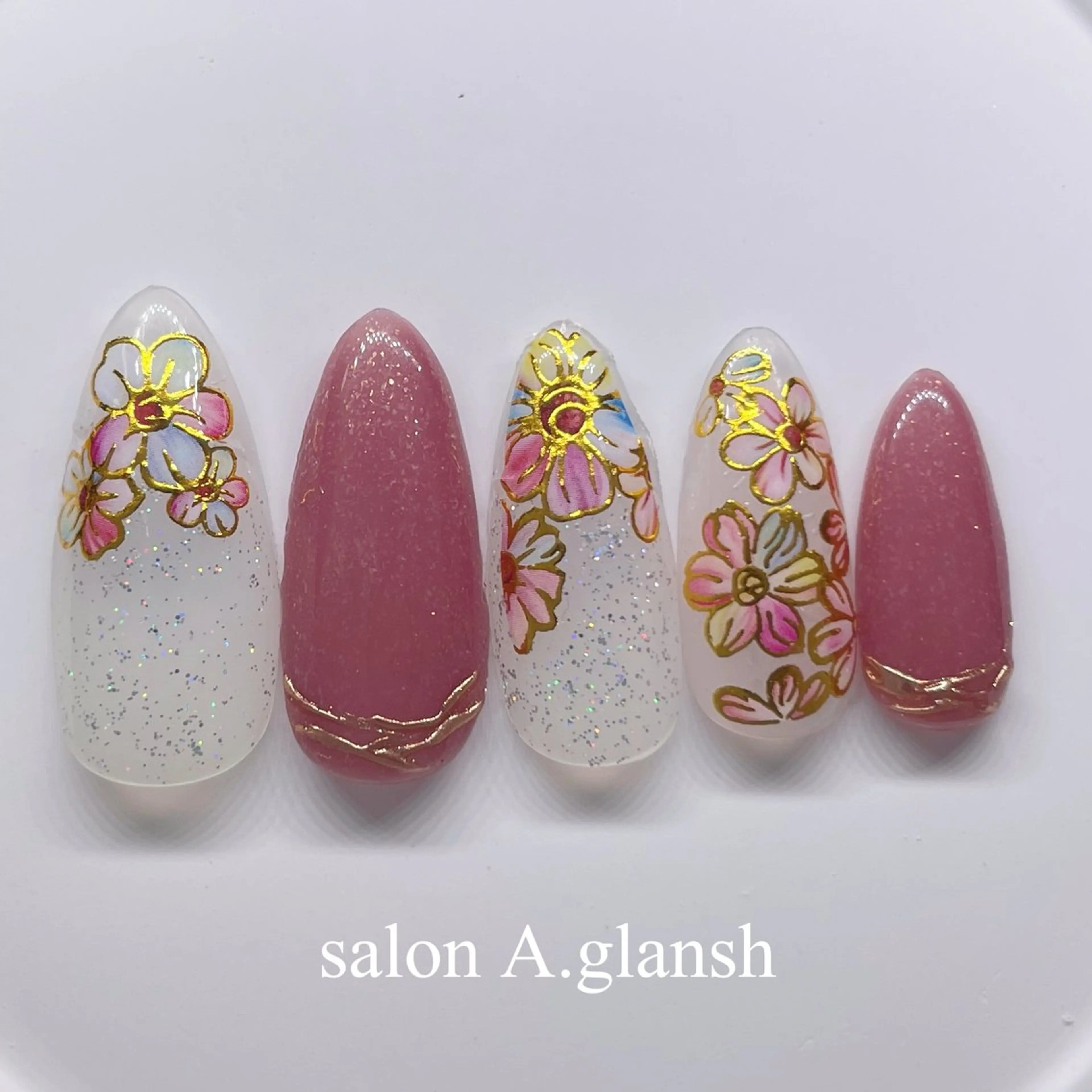 ネイル ハンドネイル salon A.glansh所属・肌質改善salon♪ 効果がわかる♪南森町のネイルデザイン
