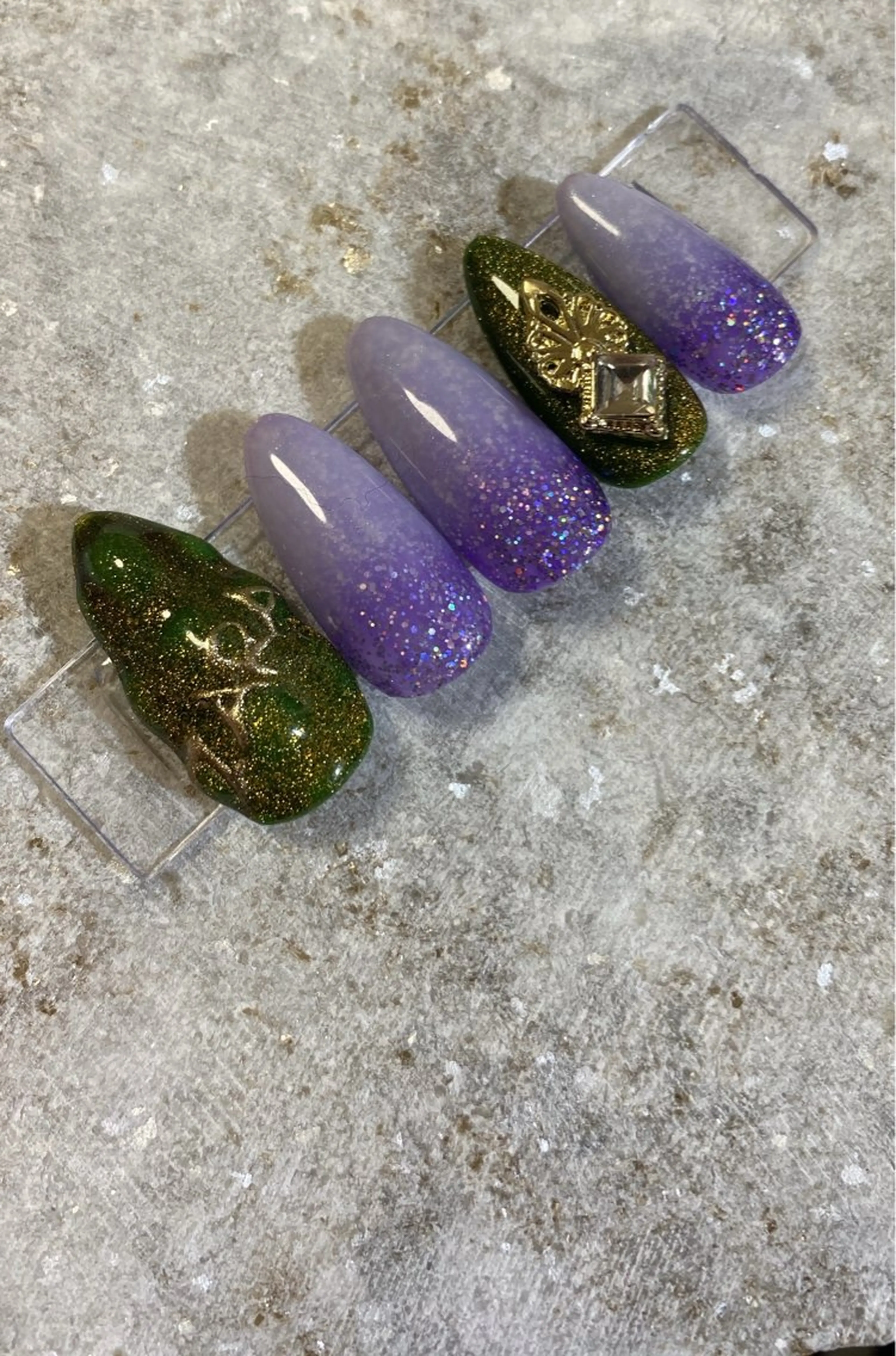 ネイル Bavardage Nailのネイルデザイン