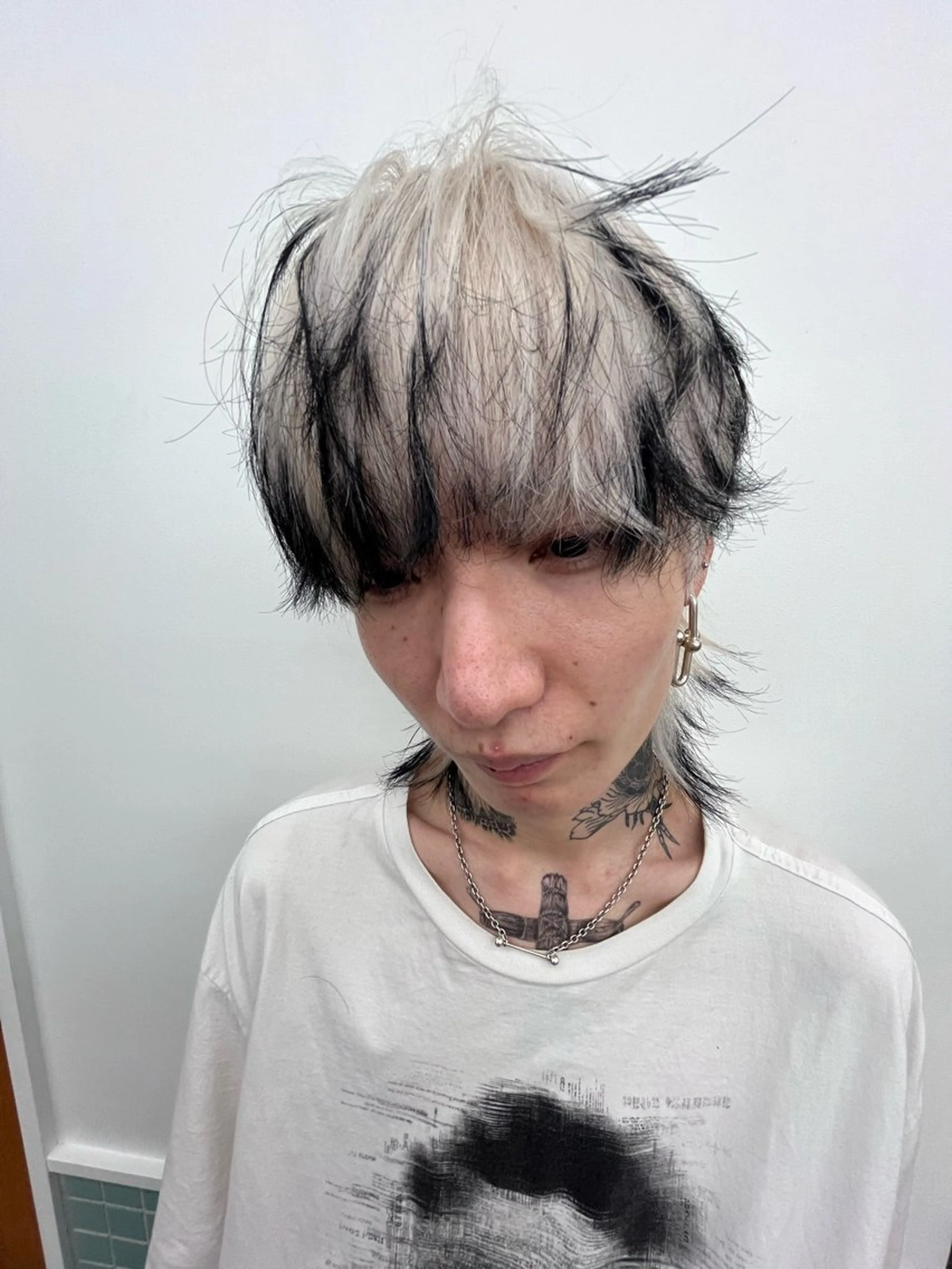 ショート カラー ブリーチ怖い人の味方 ケアブリーチ/ユウキのヘアスタイル