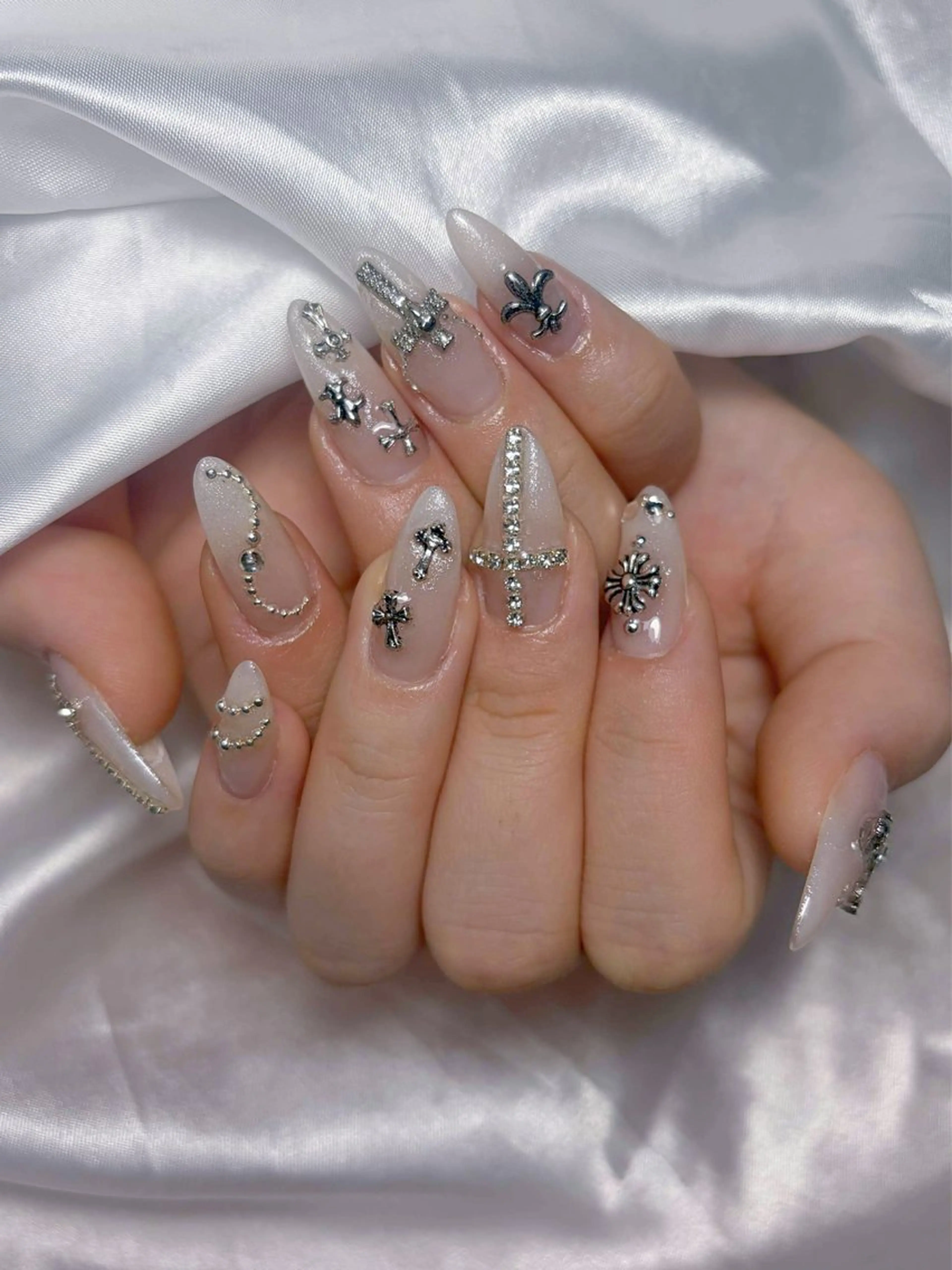 ネイル ハンドネイル LEELA NAIL STUDIO所属・LEELA NAIL STUDIOのネイルデザイン