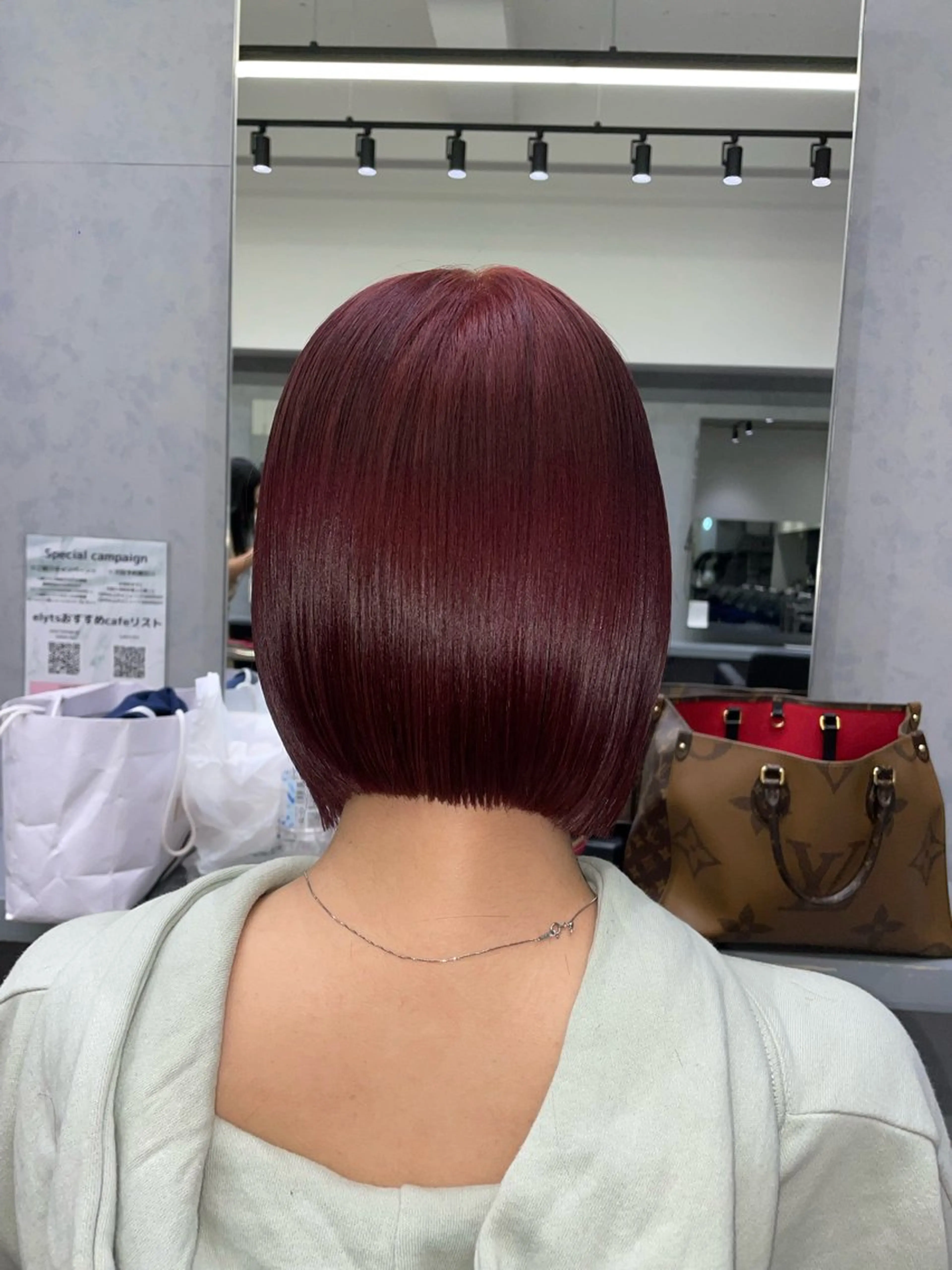 ショート カラー ショートボブ シールエクステ ブリーチ ケアブリーチ デザインカラー 🦋韓国hair🦋 エクステ店長sakiのヘアスタイル