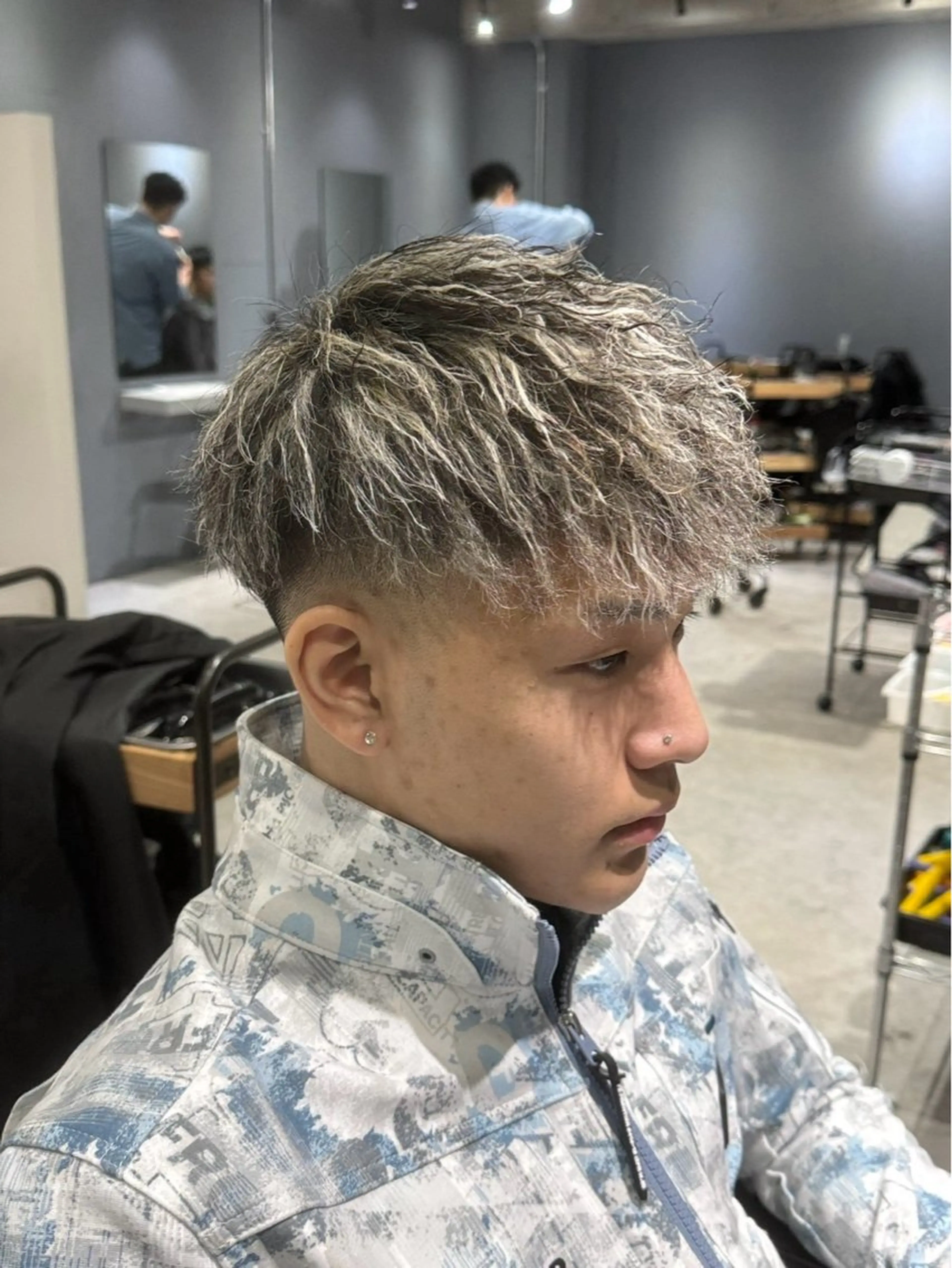 ショート カラー パーマ メンズ メンズ特化美容師 中戸 滉のヘアスタイル