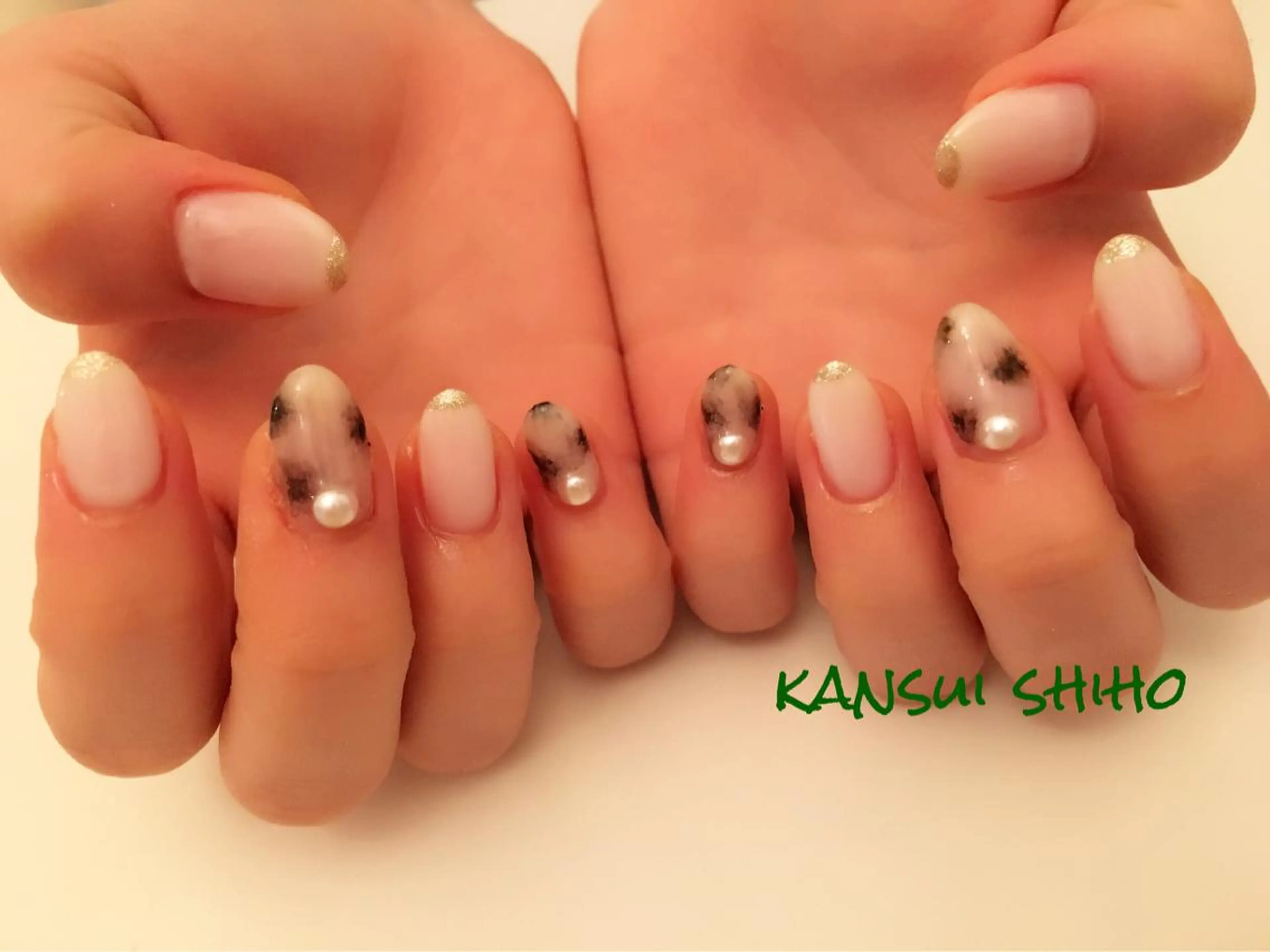 ネイル Elio 国泰寺のネイルデザイン