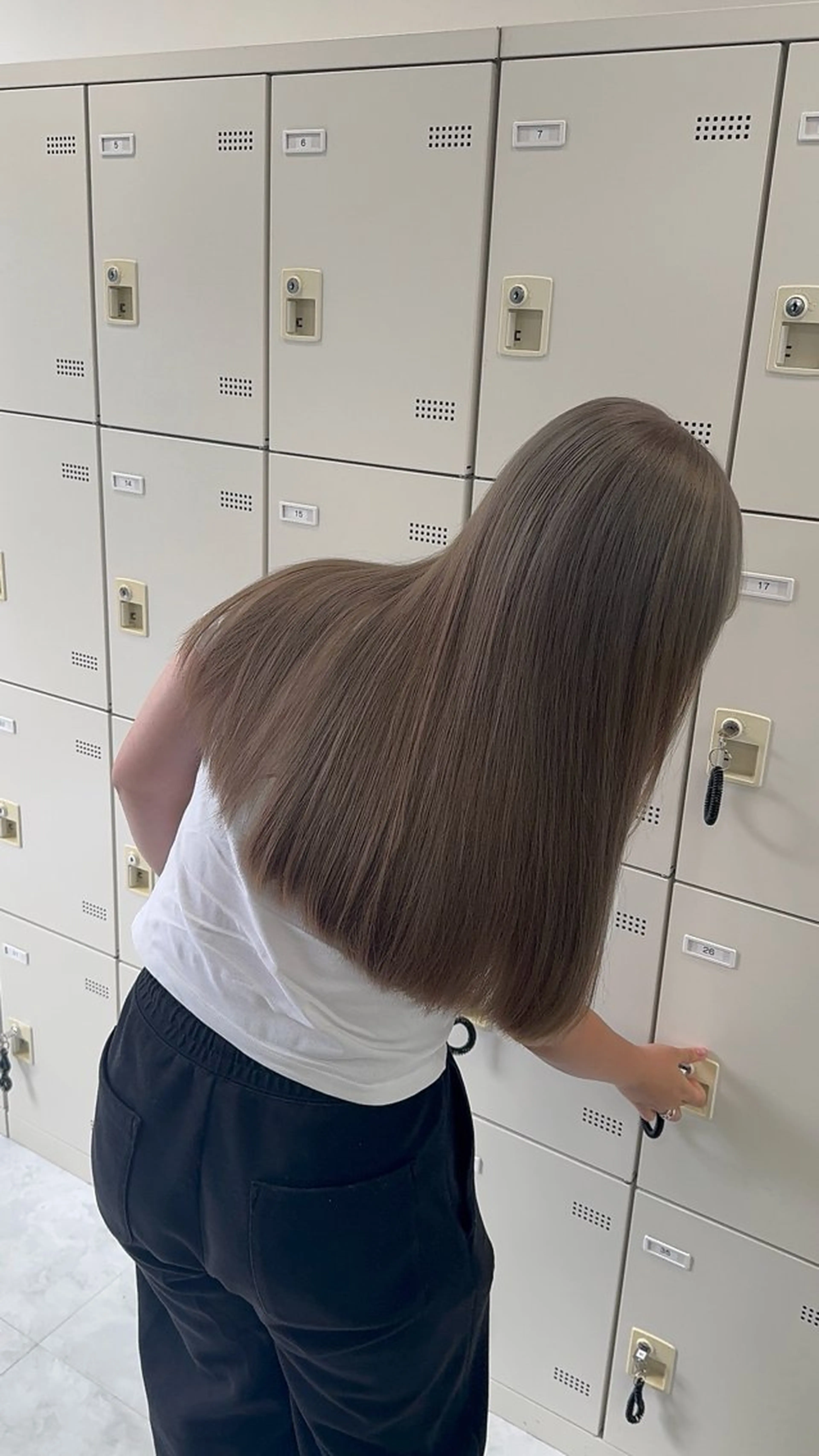 ロング カラー ririka/ 透明感カラーのヘアスタイル