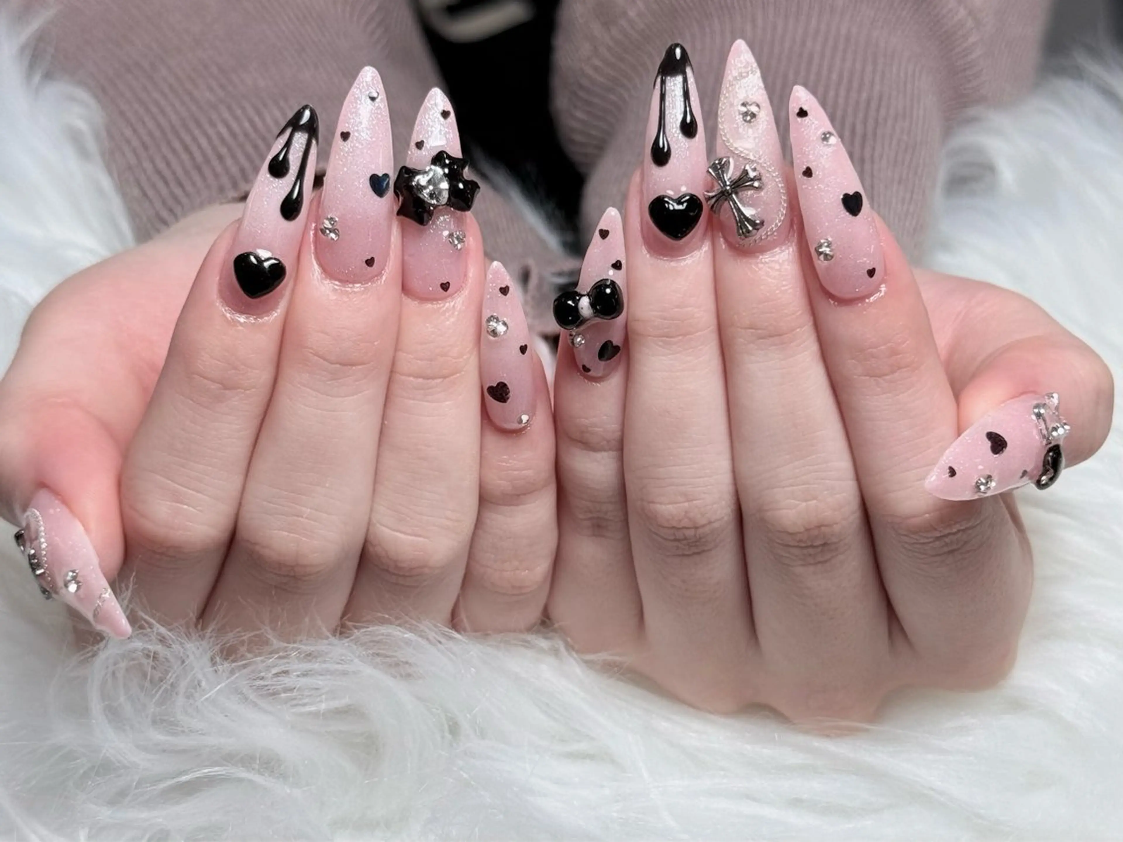 ネイル 長さ出し グラデーション 卒業式 キラキラネイル マグネットネイル ハンドネイル Belle Nail Salonのネイルデザイン