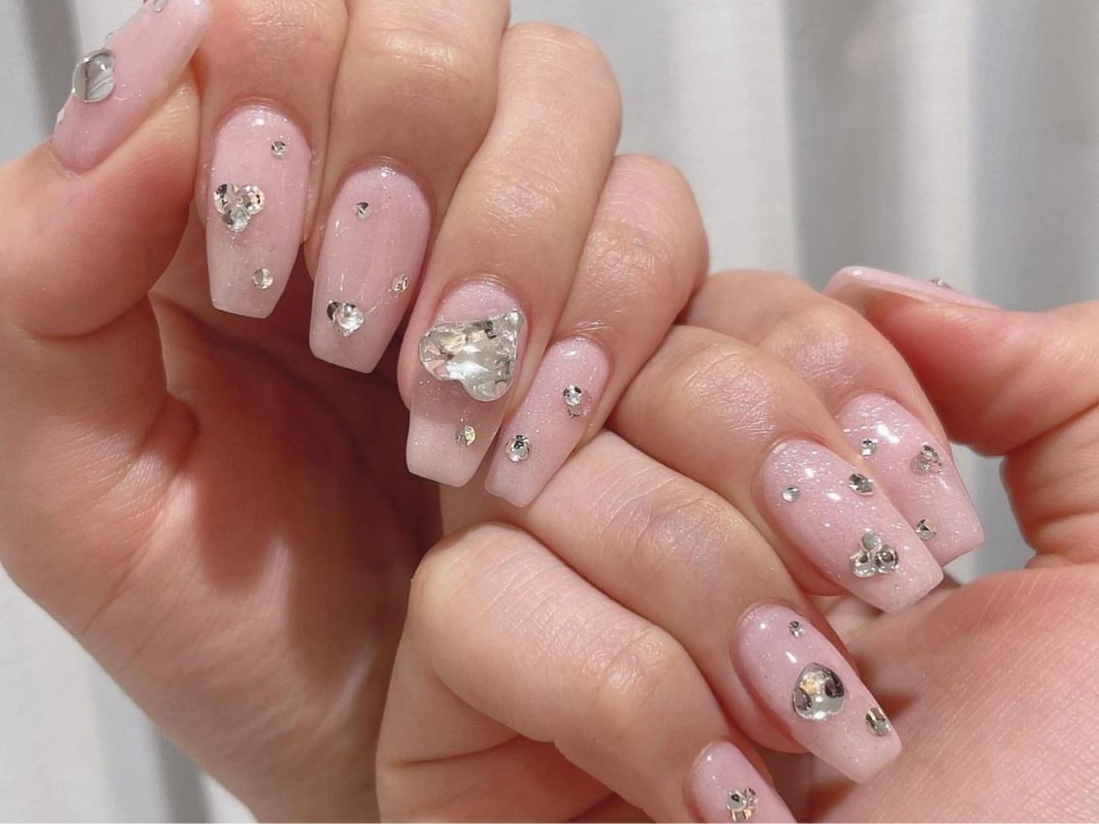 ネイル ハンドネイル リ サのネイルデザイン