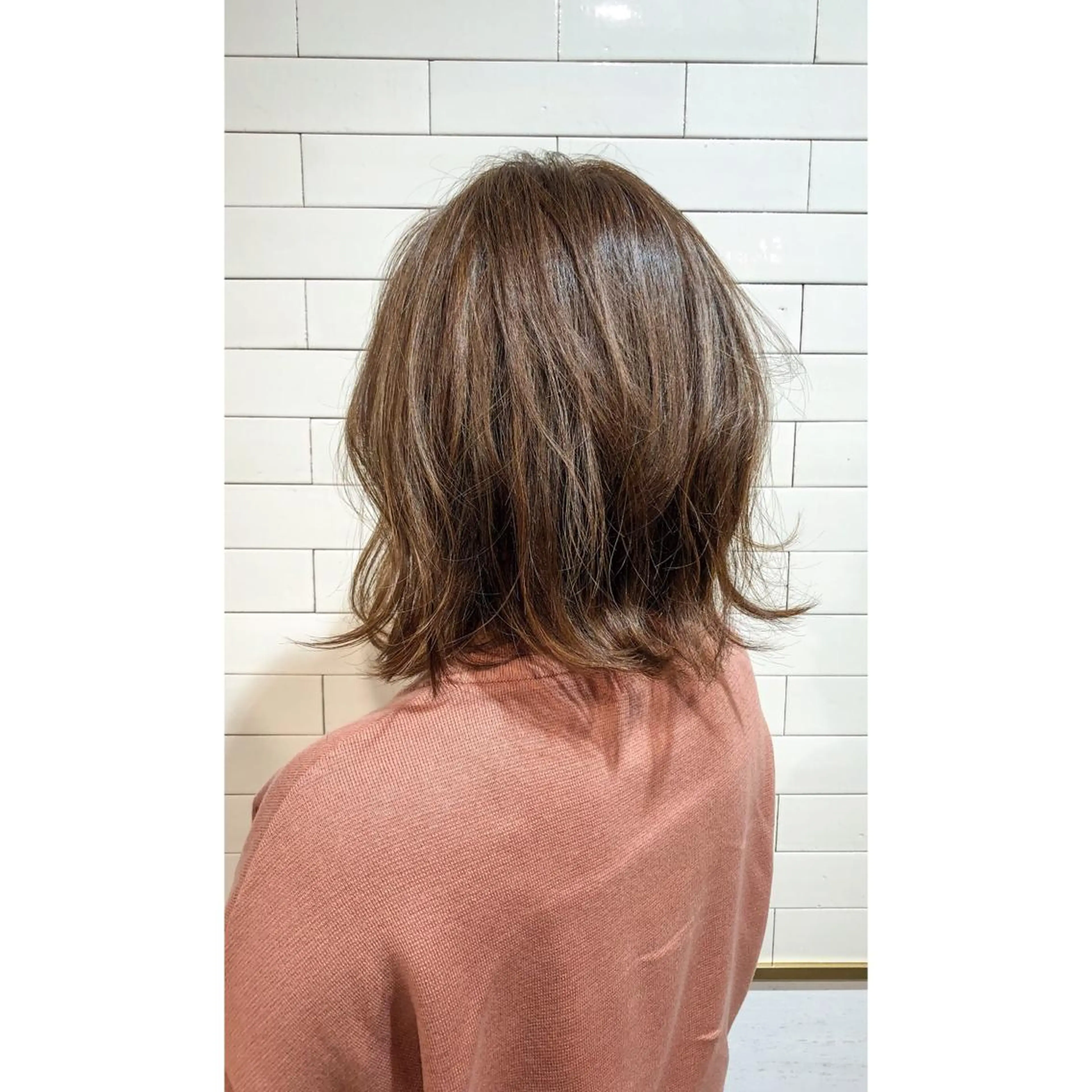 ミディアム EIGHT plum TOKIOリミテッドのヘアスタイル