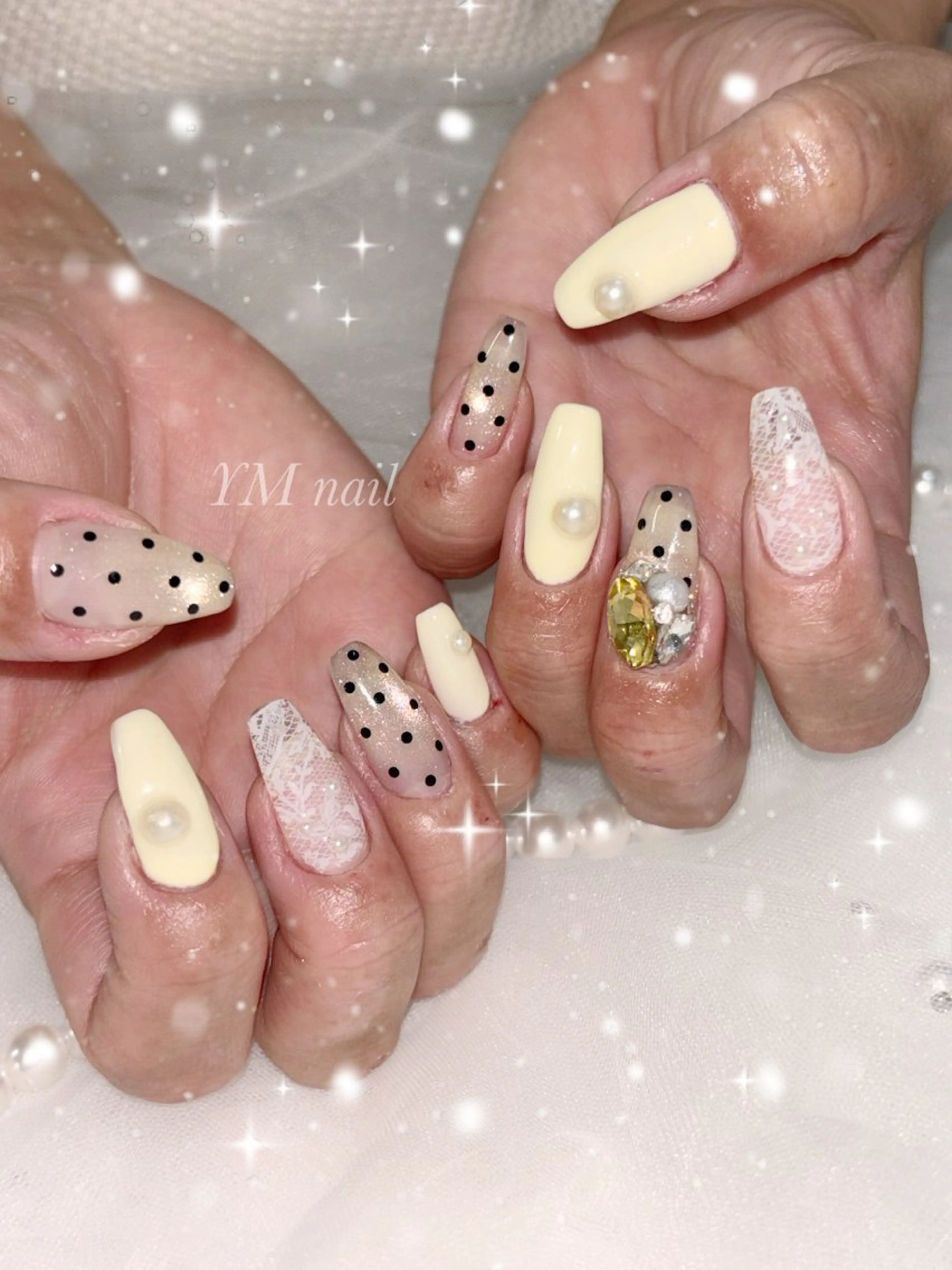 ネイル ドット レース マグネットネイル 春ネイル 黄色 ハンドネイル YM nailのネイルデザイン