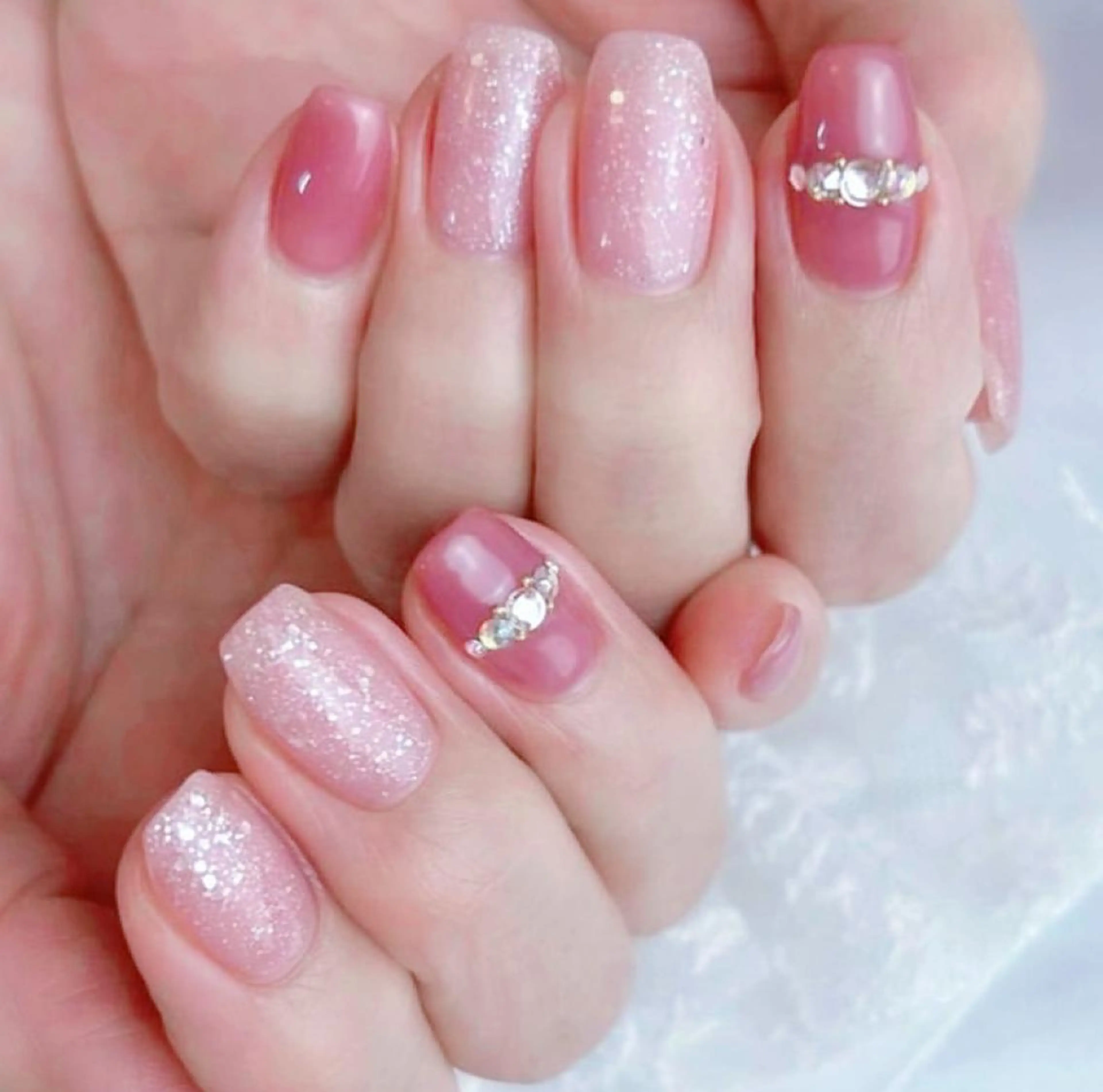 ネイル ハンドネイル VIVIAN リサのネイルデザイン