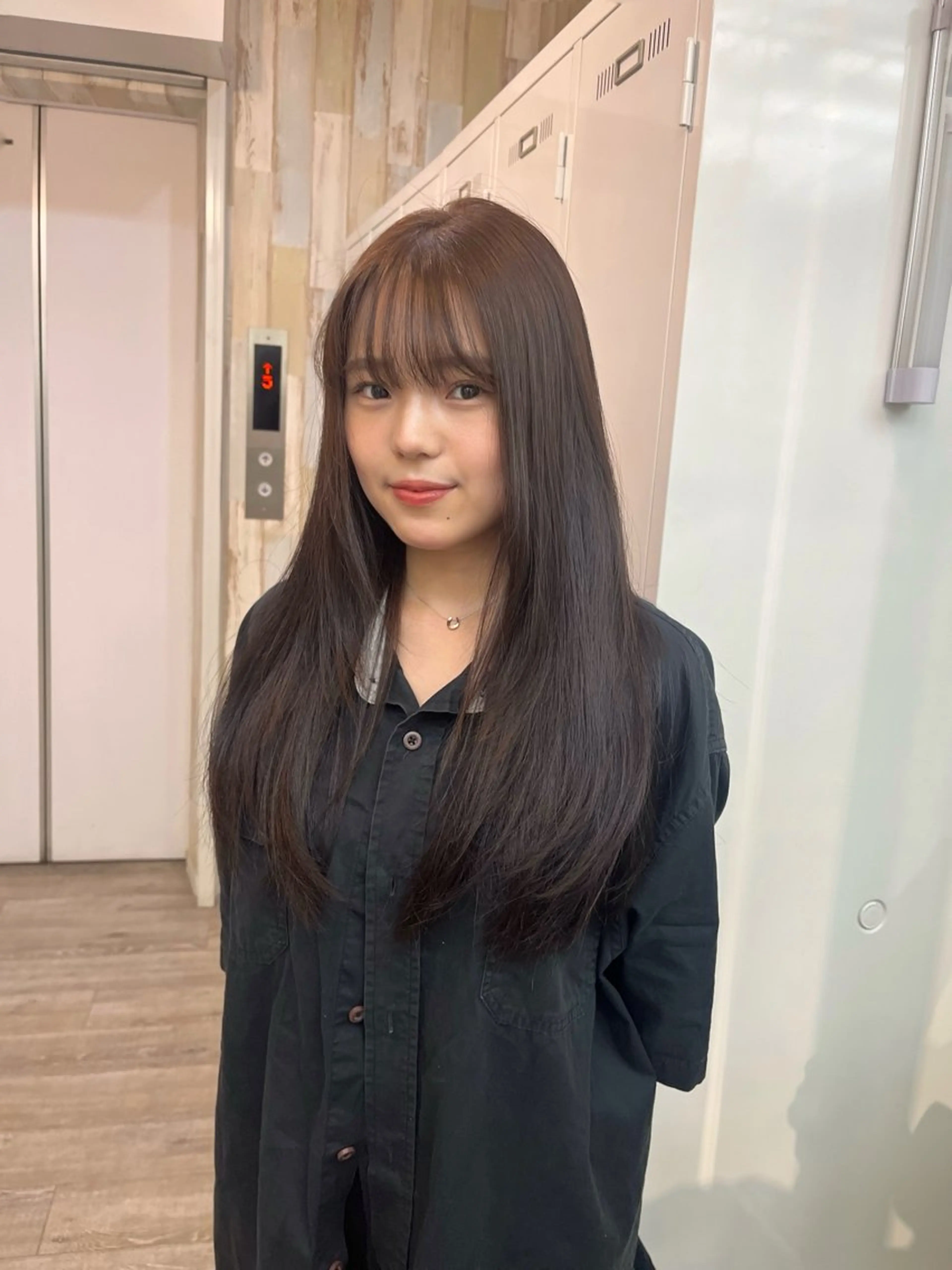 ロング RIKU⚡️毛流れ ヘア×眉ワックスのヘアスタイル