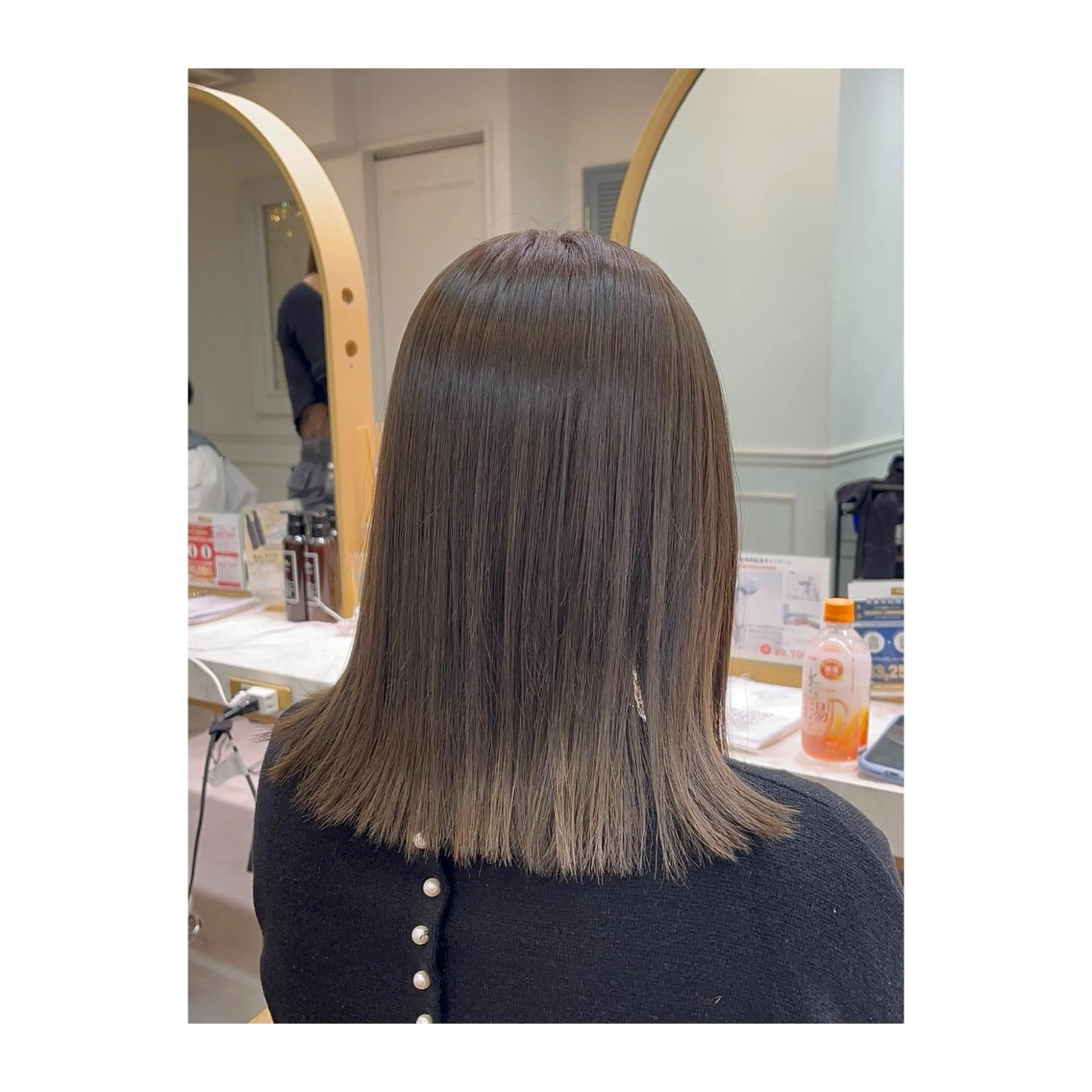 ミディアム カラー ブリーチ 透明感カラー グレージュ オリーブグレージュ オリーブグレー ヘアカラー 長島美織 /透明感カラーのヘアスタイル