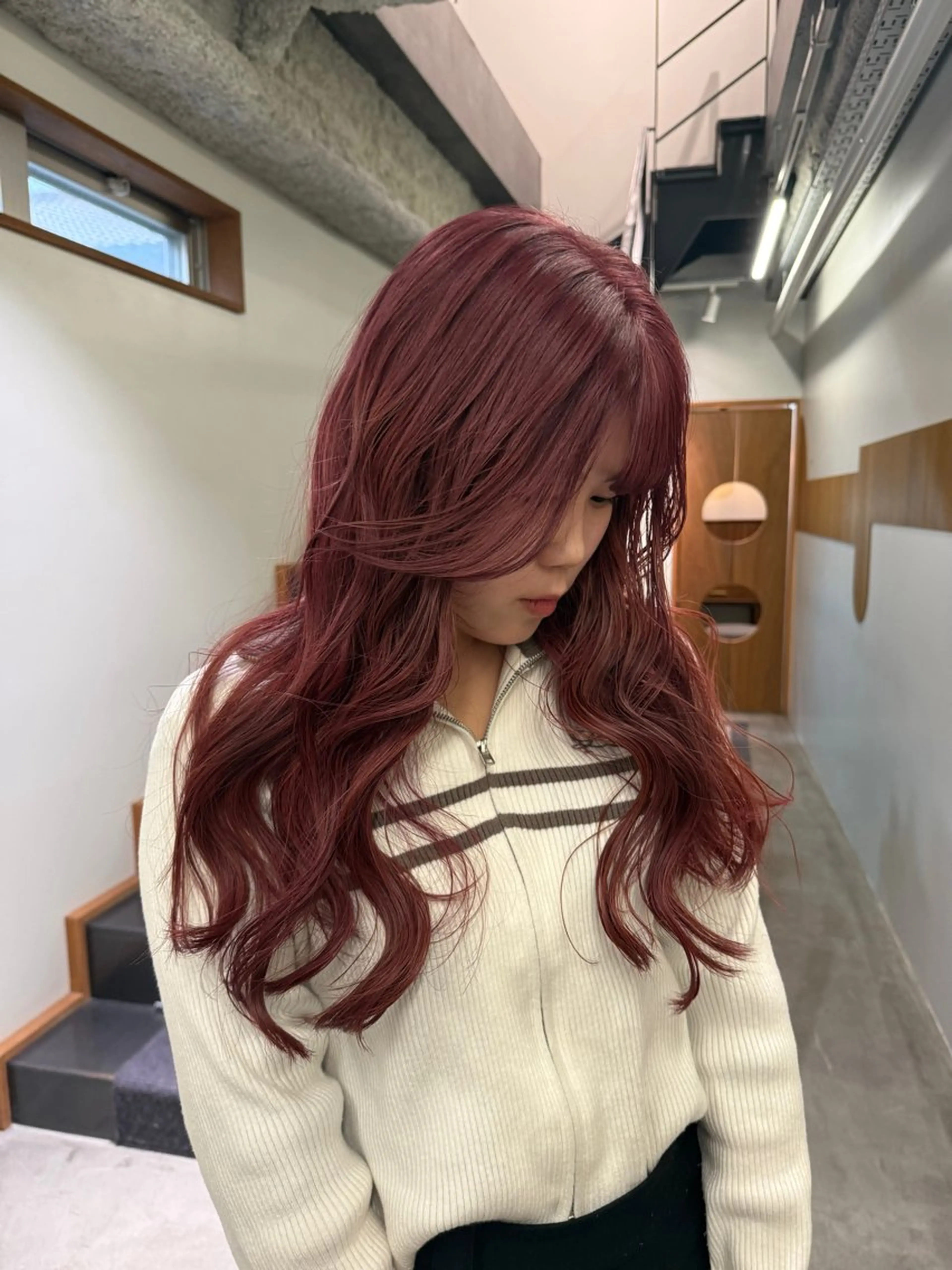 ロング カラー ピンクカラー ヘアカラー トリートメント コノカ/暖色カラー/ 透明感カラーのヘアスタイル