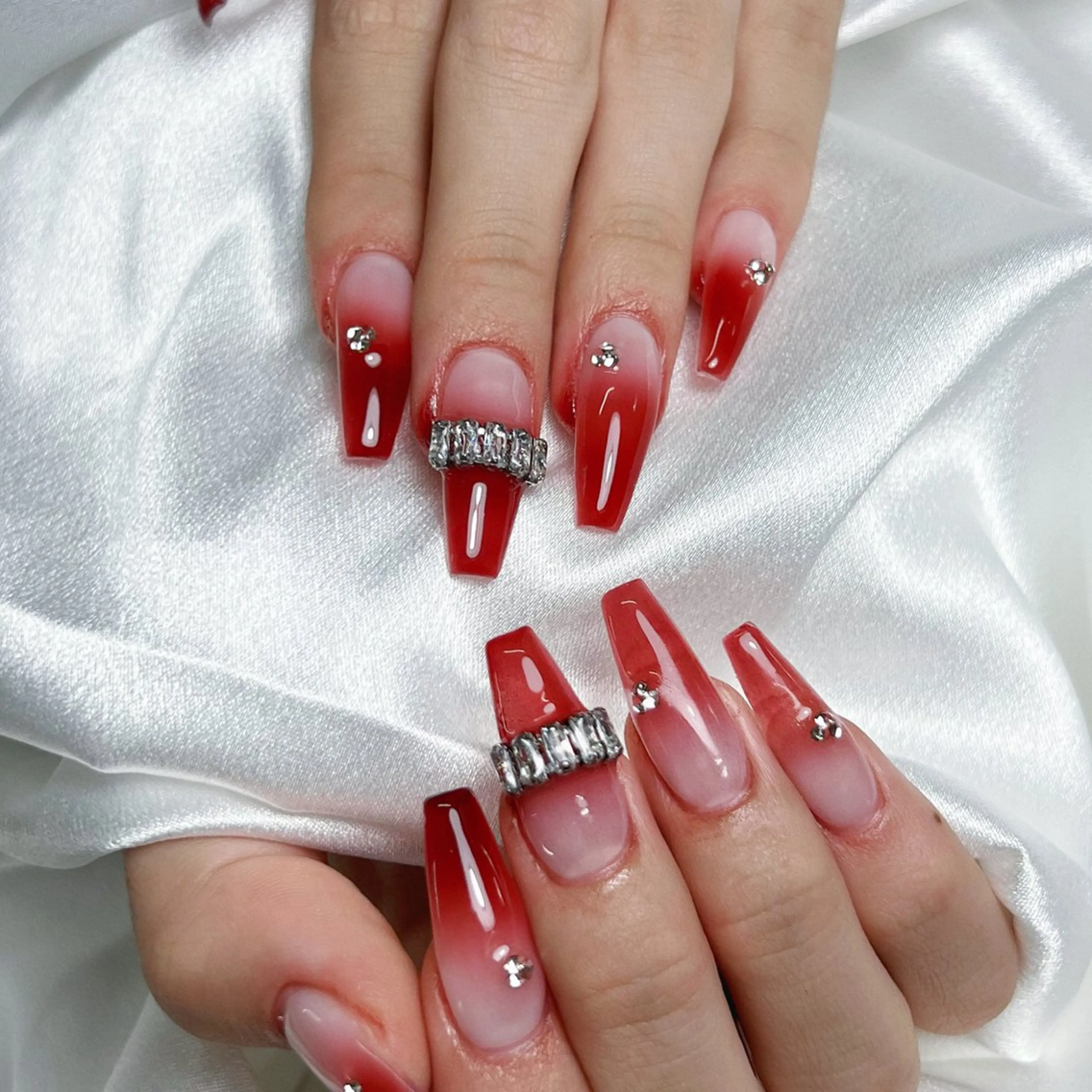 ネイル スカルプネイル DR 💅のネイルデザイン