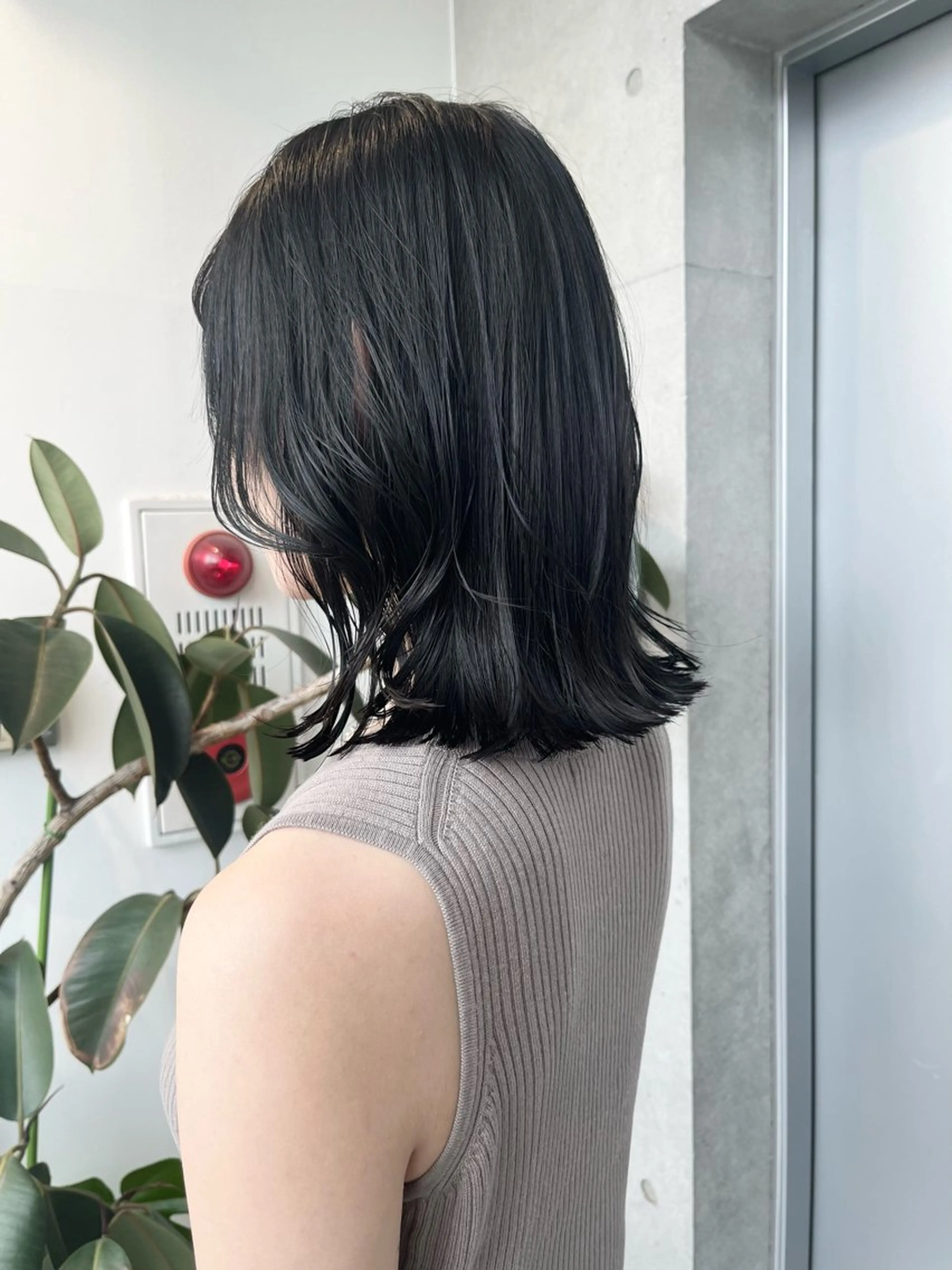 セミロング カラー パーマ ヘアアレンジ 透明感/オリーブ/ グレージュ/YUKAのヘアスタイル