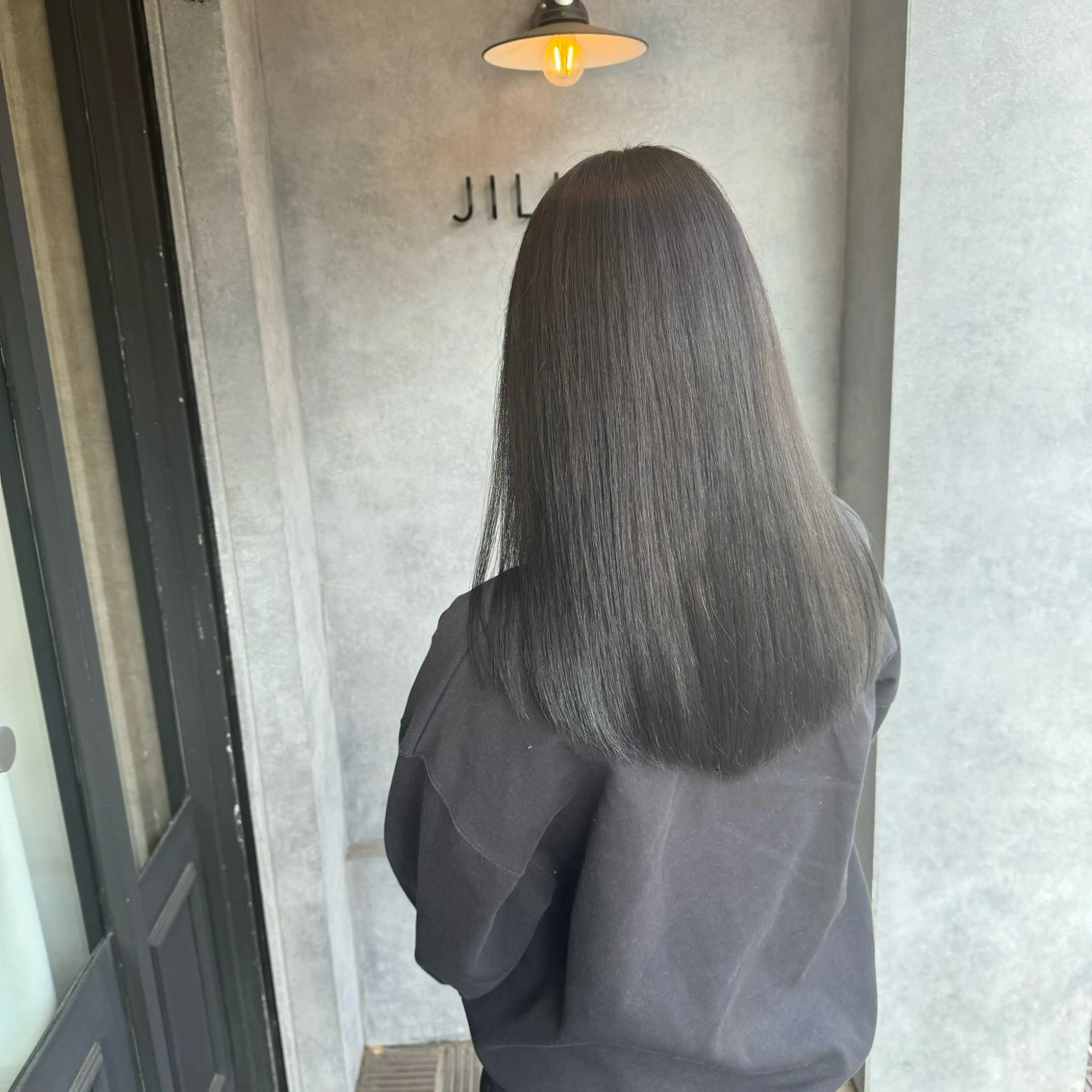 ロング カラー アディクシーカラー グレージュ ヘアカラー トリートメント 🫧透明感カラー 🫧 ジルバ清水南海のヘアスタイル