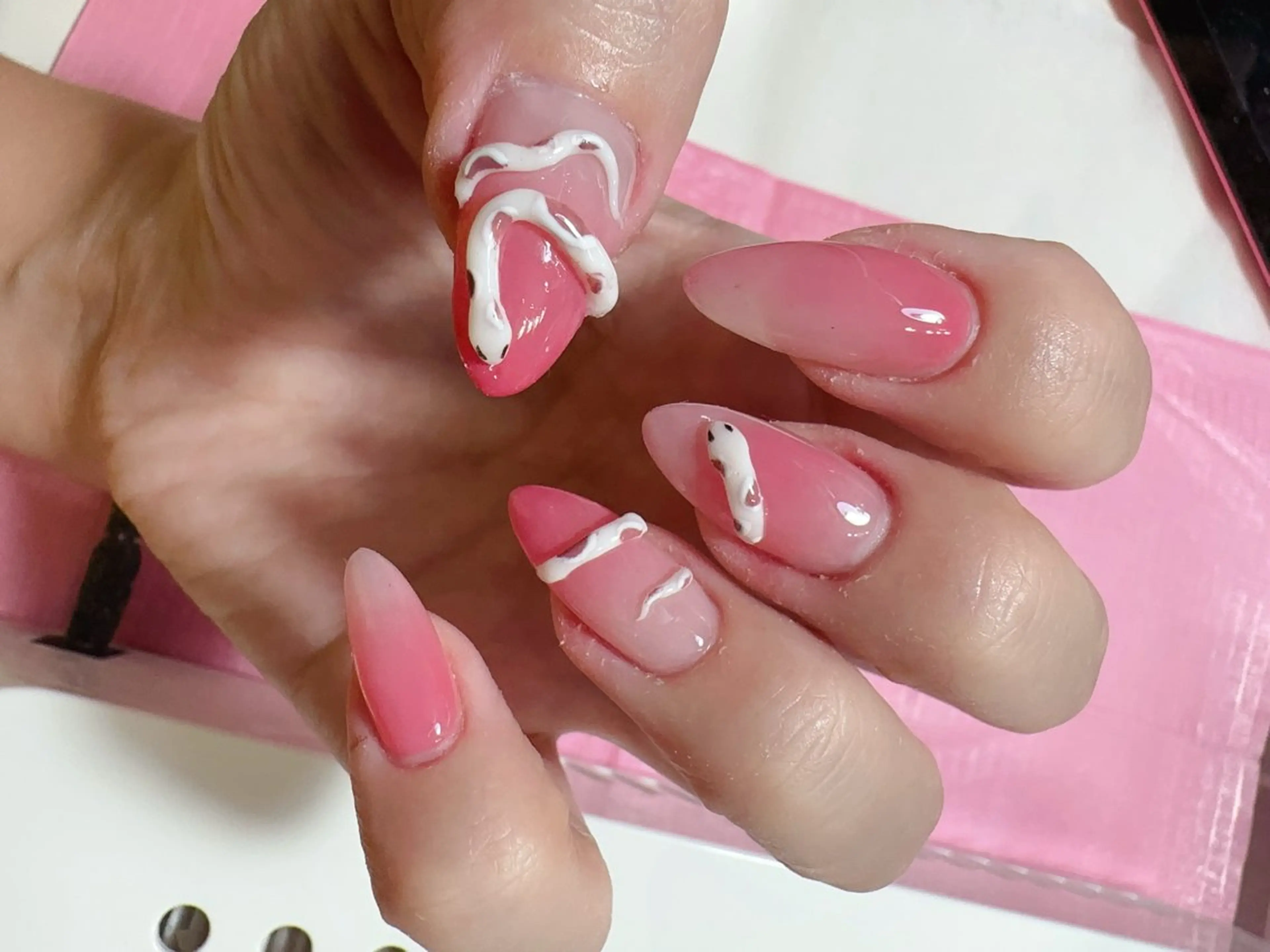 ネイル NAIL CIRCLESのネイルデザイン