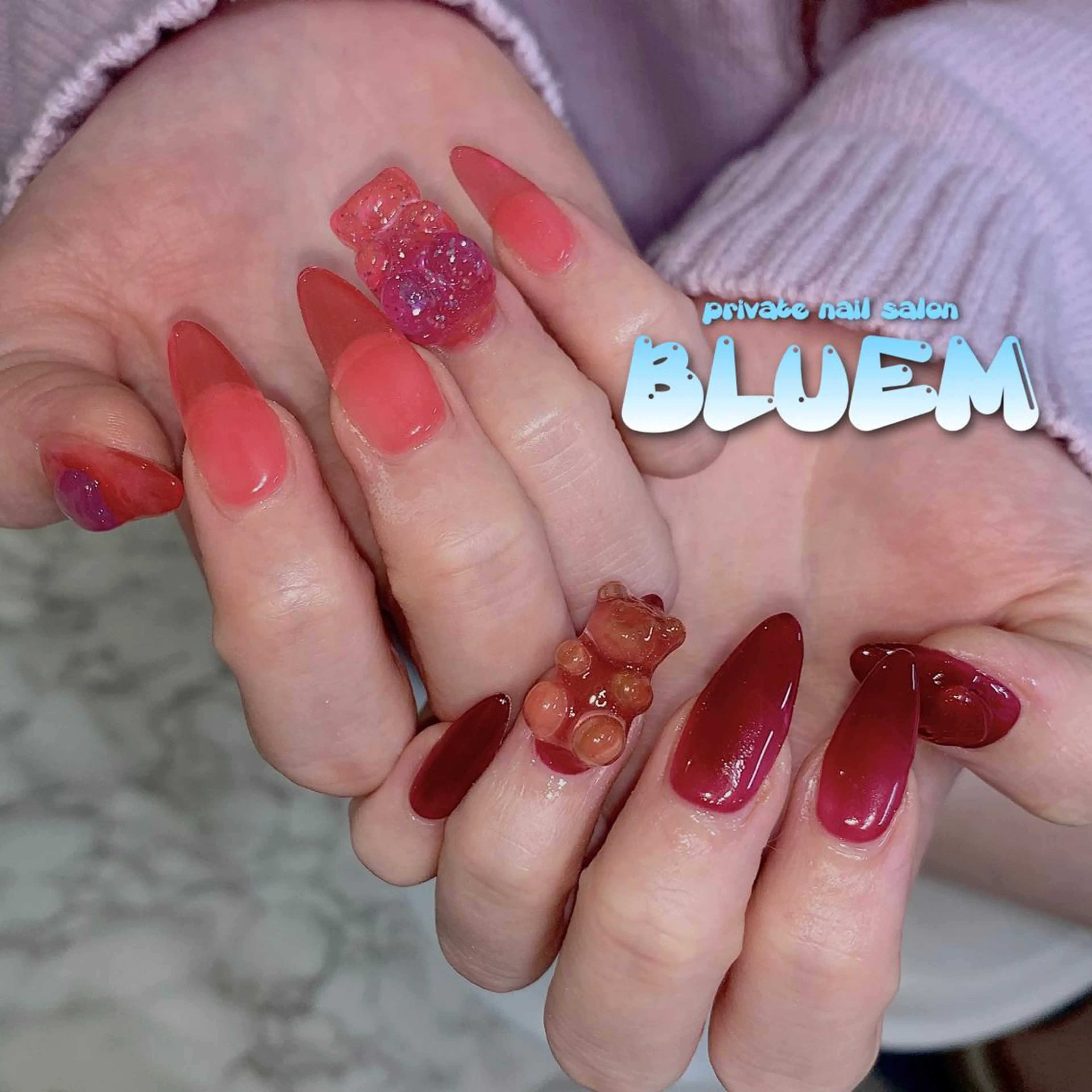 ネイル BLUEM なな🐶のネイルデザイン