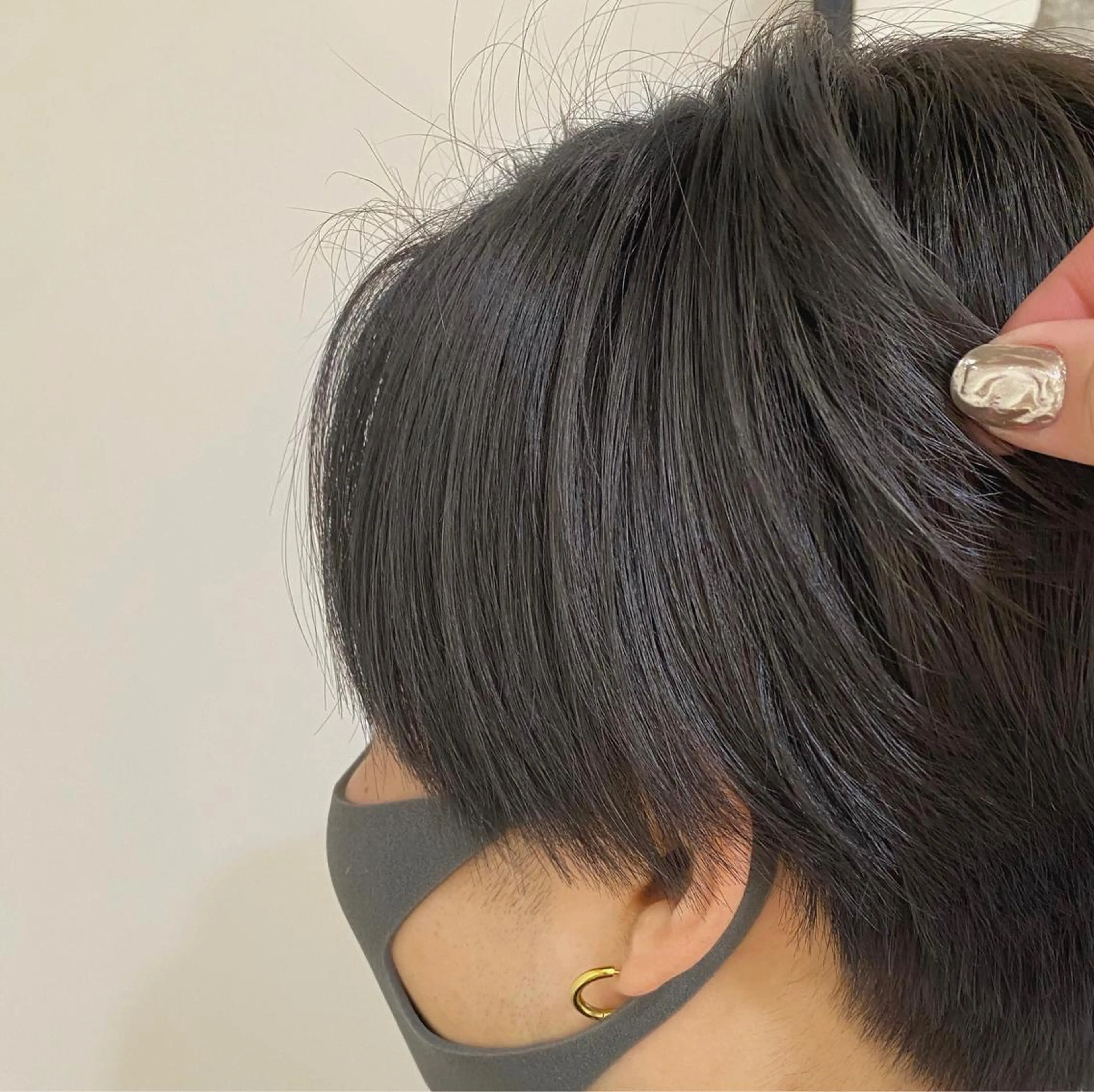 カラー メンズ グレージュ nailist mana𖤐´-のネイルデザイン