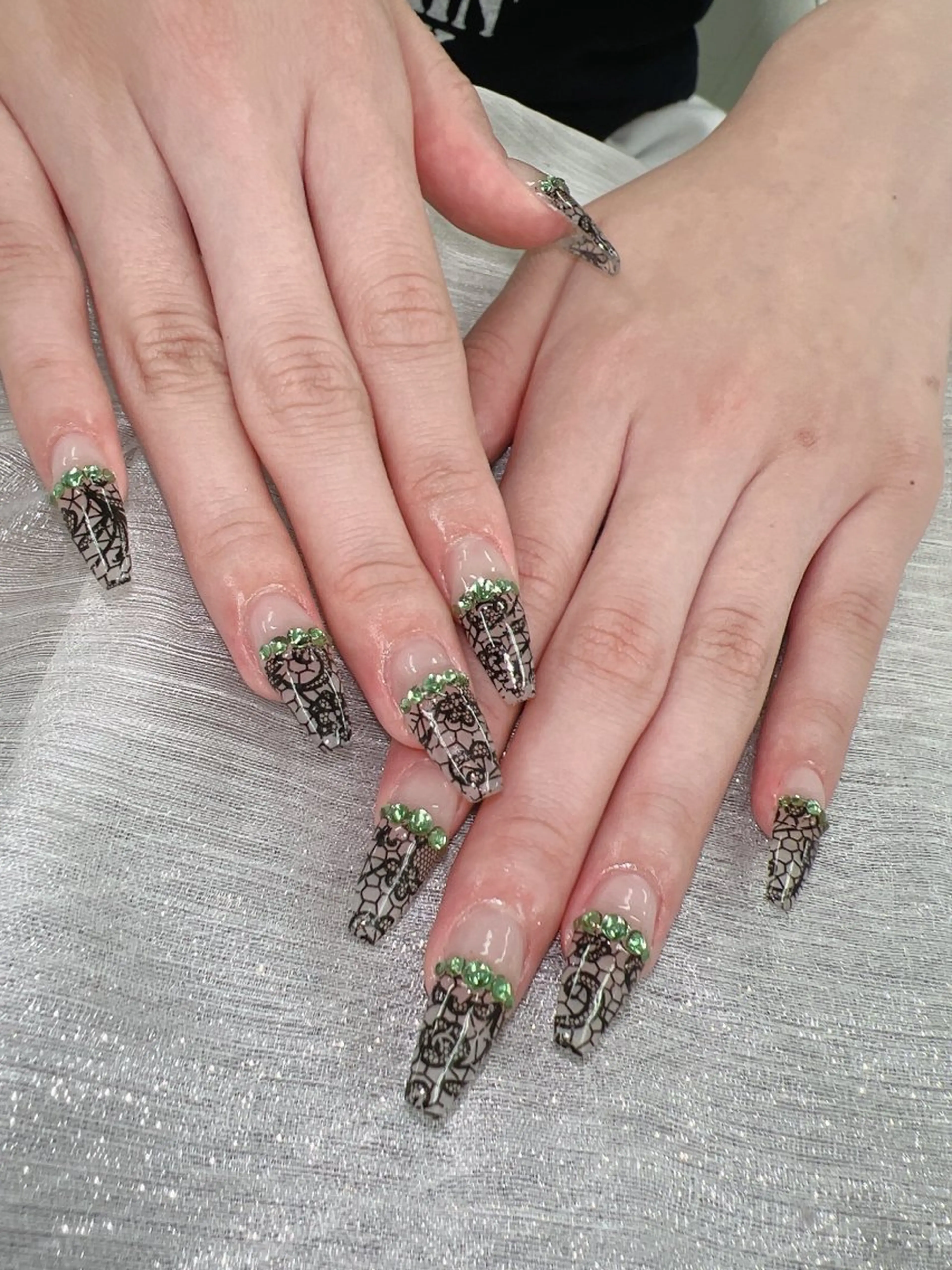 ネイル フレンチネイル ガラスフレンチ グラデーション マグネットネイル ミラーネイル Lee Nailsのネイルデザイン