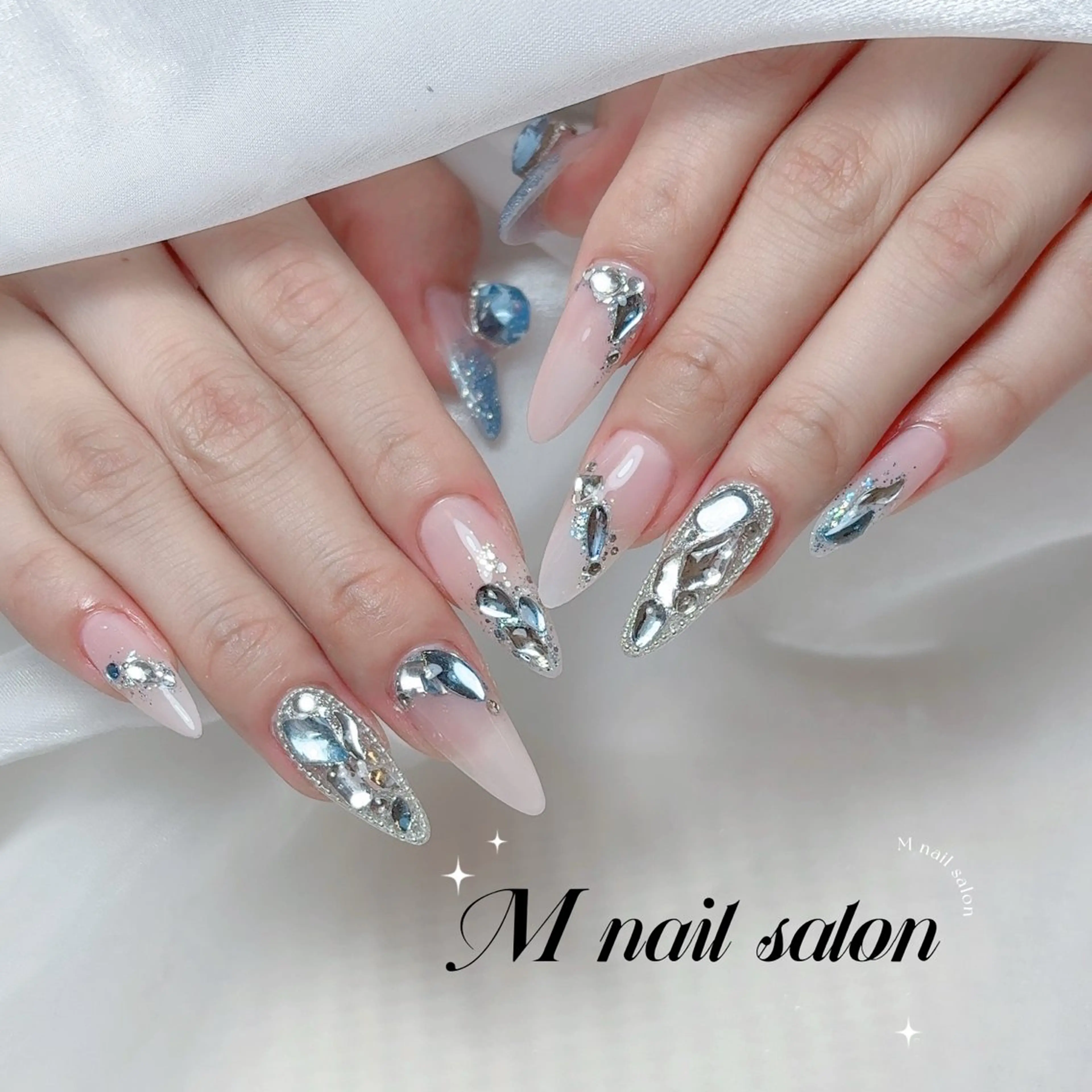 ネイル ハンドネイル M🌷nail 長さだし専門店のネイルデザイン