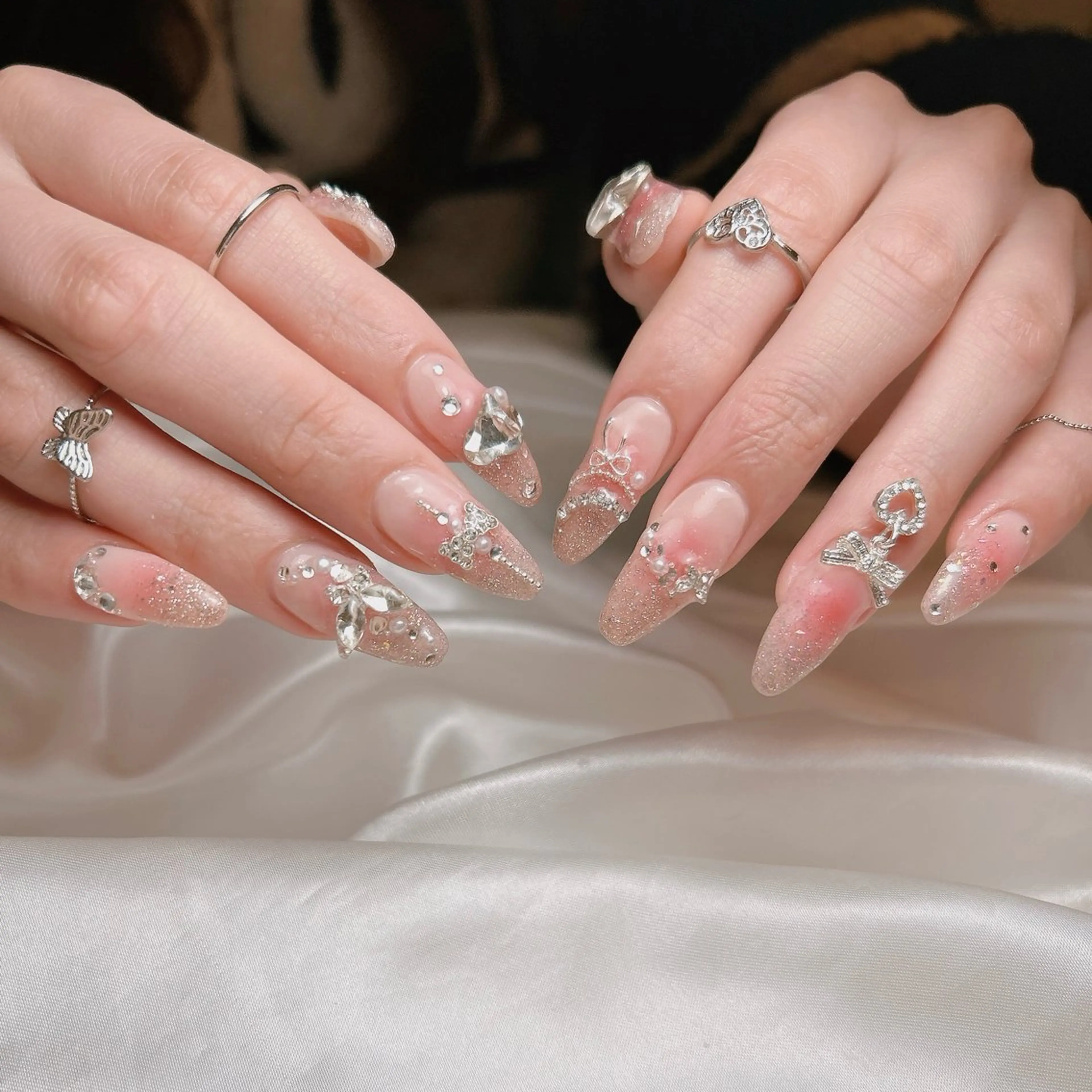 ネイル チークネイル ハンドネイル junna 金山.東別院.上前津のネイルデザイン