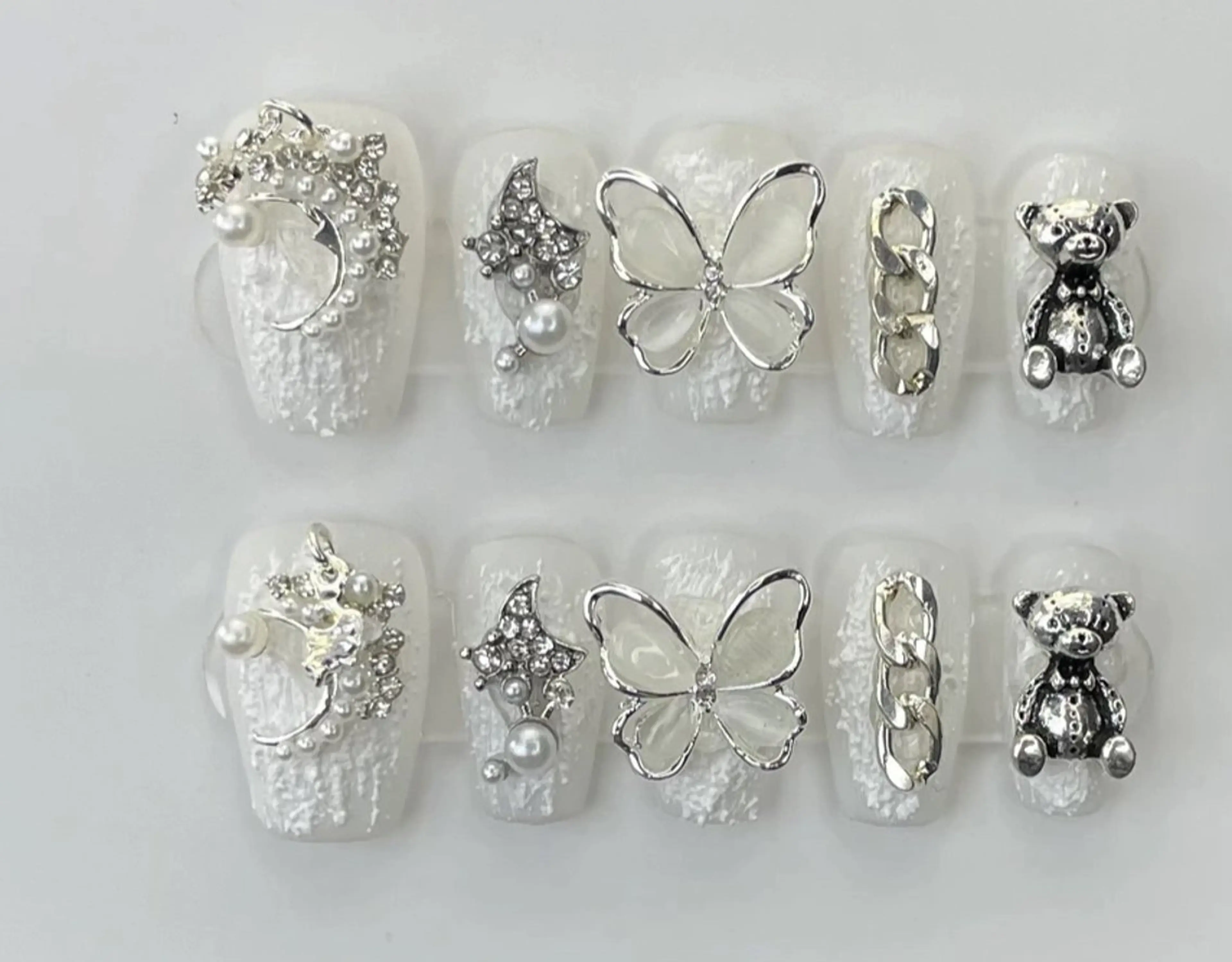 ネイル YUYI.nail salonのネイルデザイン