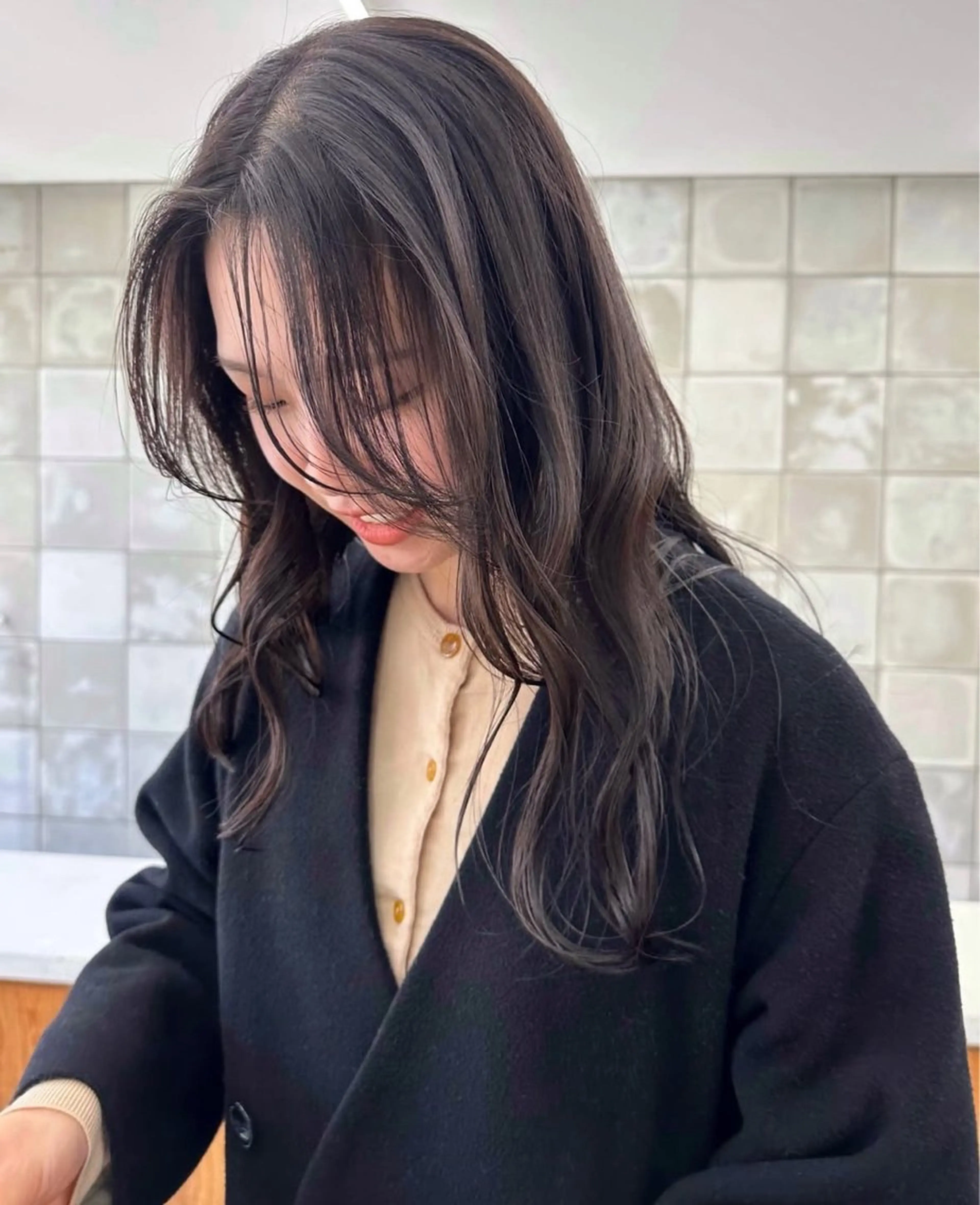 セミロング カラー セミロングパーマ 顔まわりレイヤー レイヤーカット ローレイヤー カット 縮毛矯正 パーマ /レイヤー 榛地渉馬 /矢場町のヘアスタイル