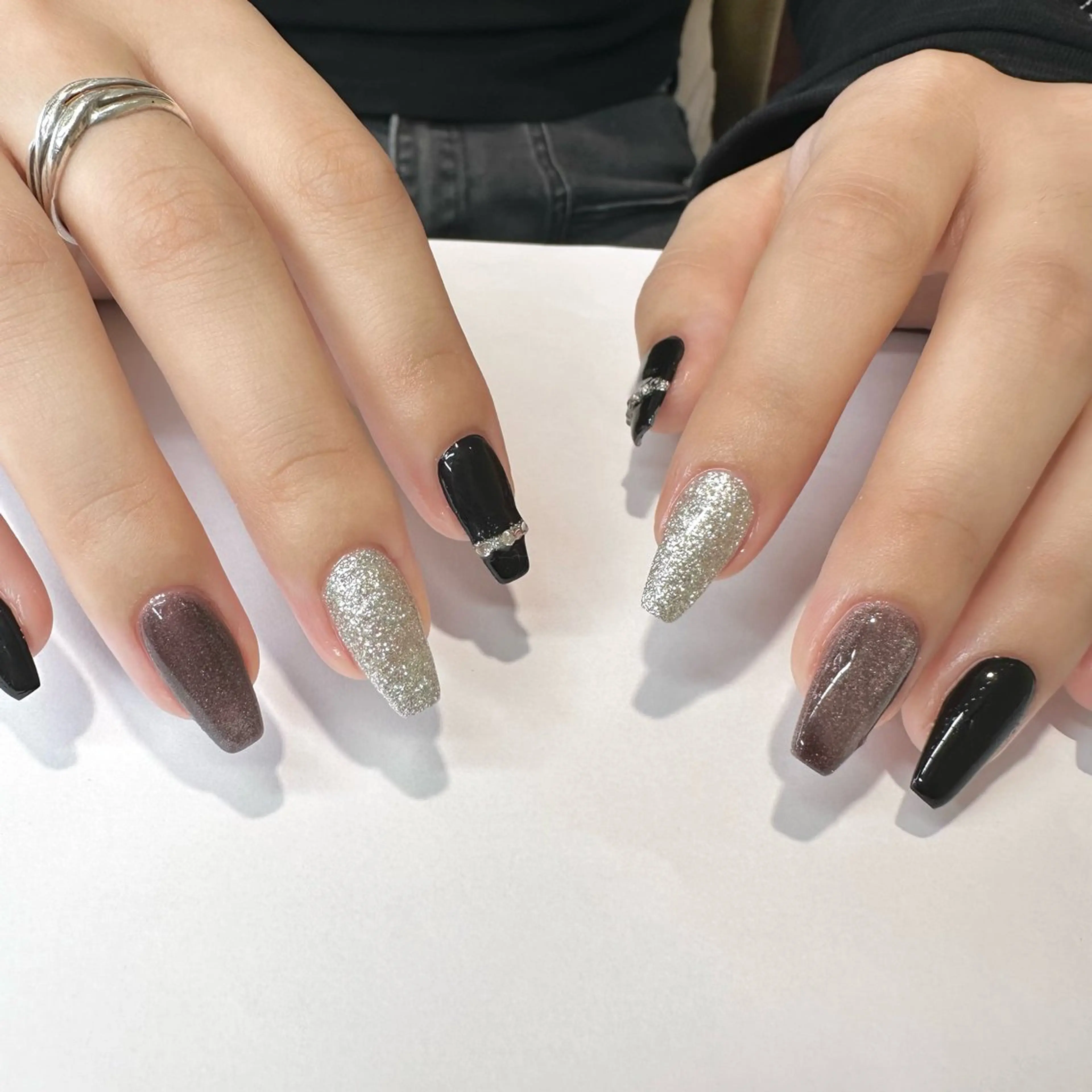 ネイル ハンドネイル 片野 菜々のネイルデザイン