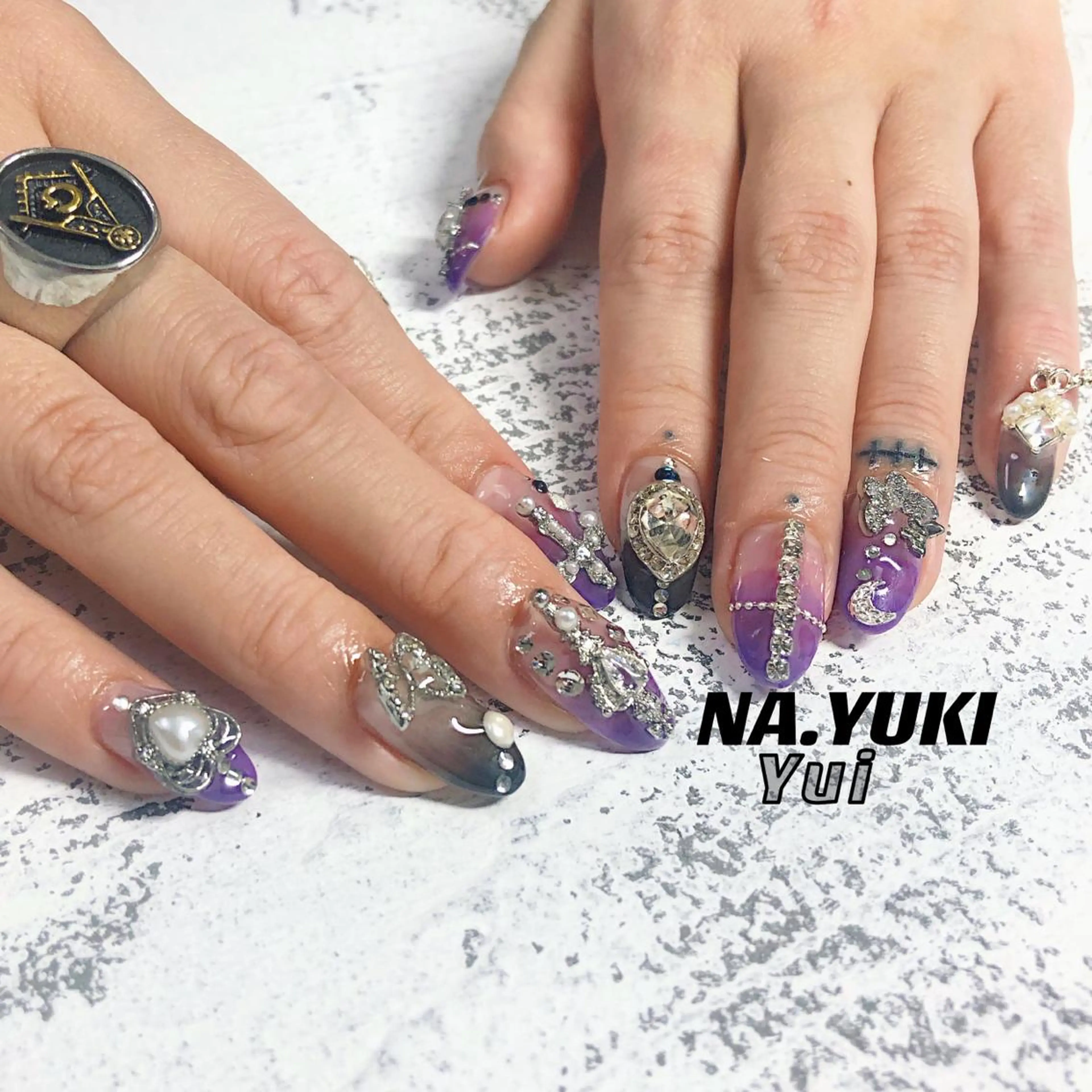 ネイル ハンドネイル ハンドケア ナユキNA.YUKI 池袋店のネイルデザイン